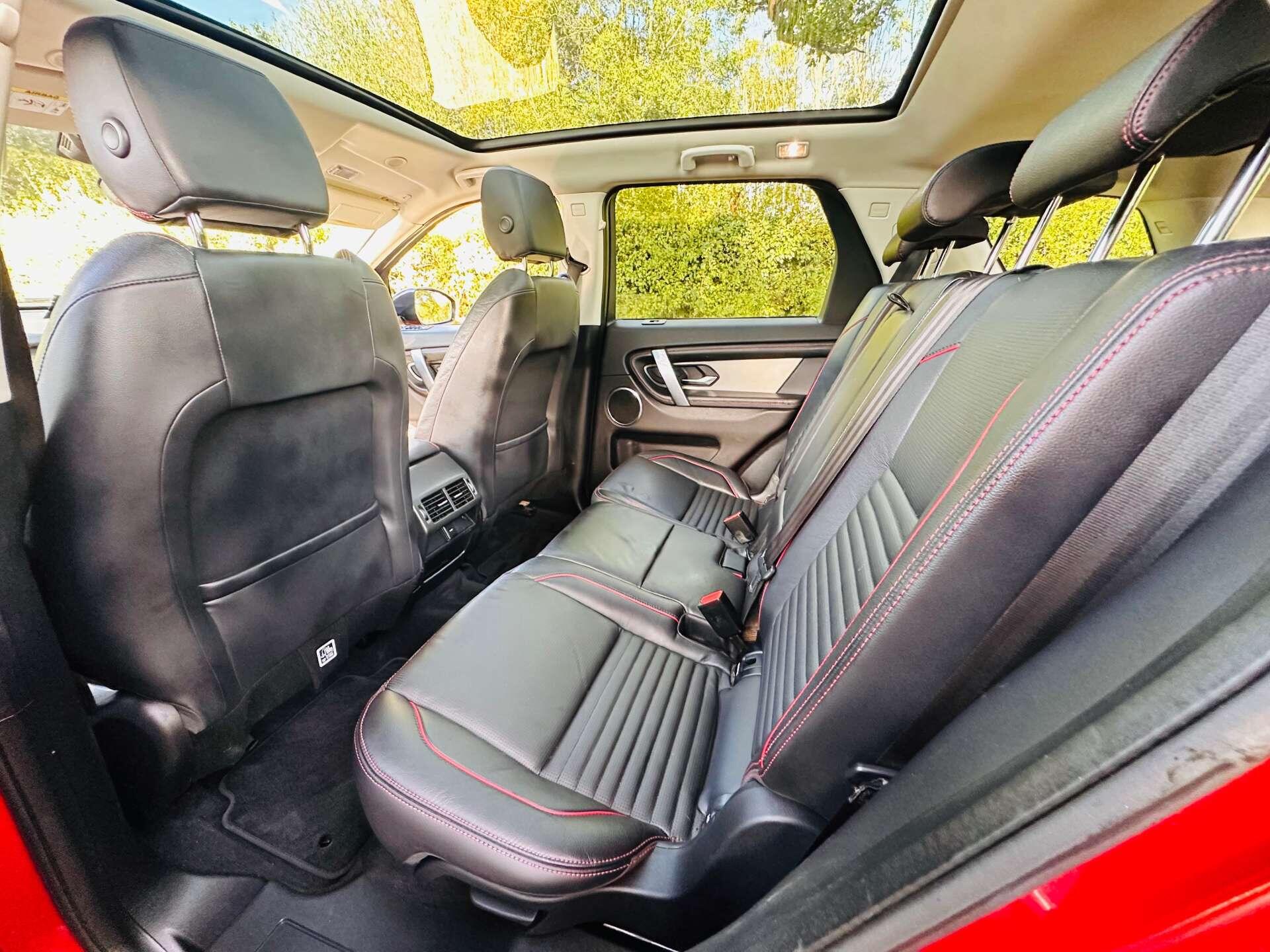 Land Rover Discovery Sport view 25
