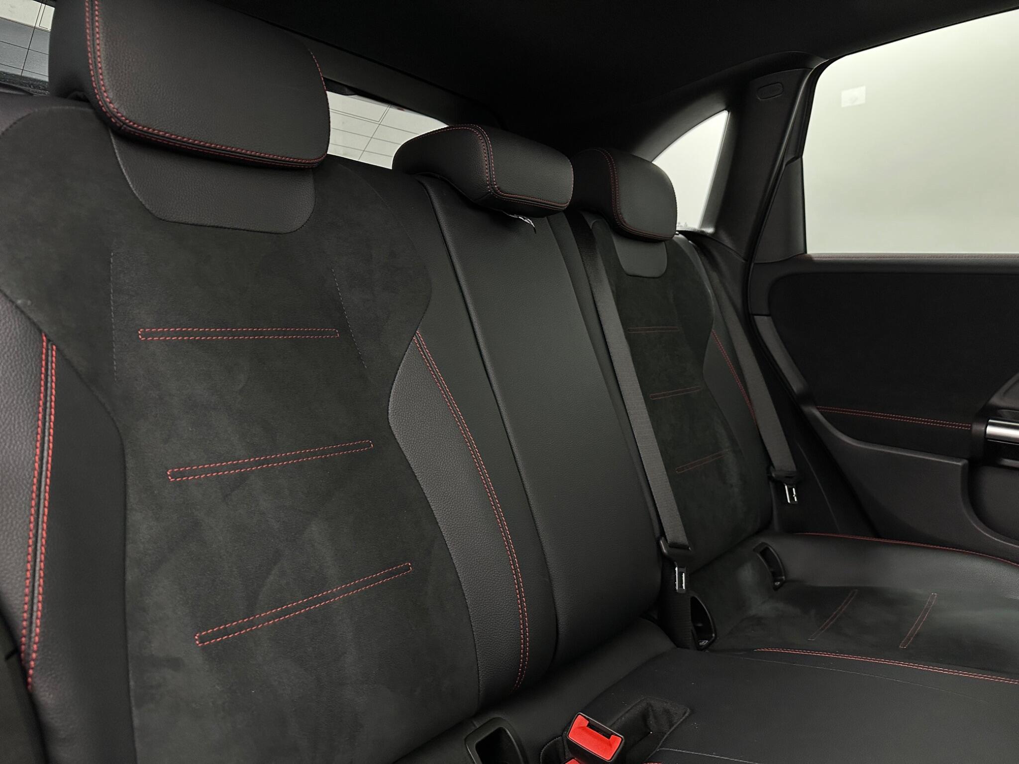 Mercedes-Benz B-Class view 44