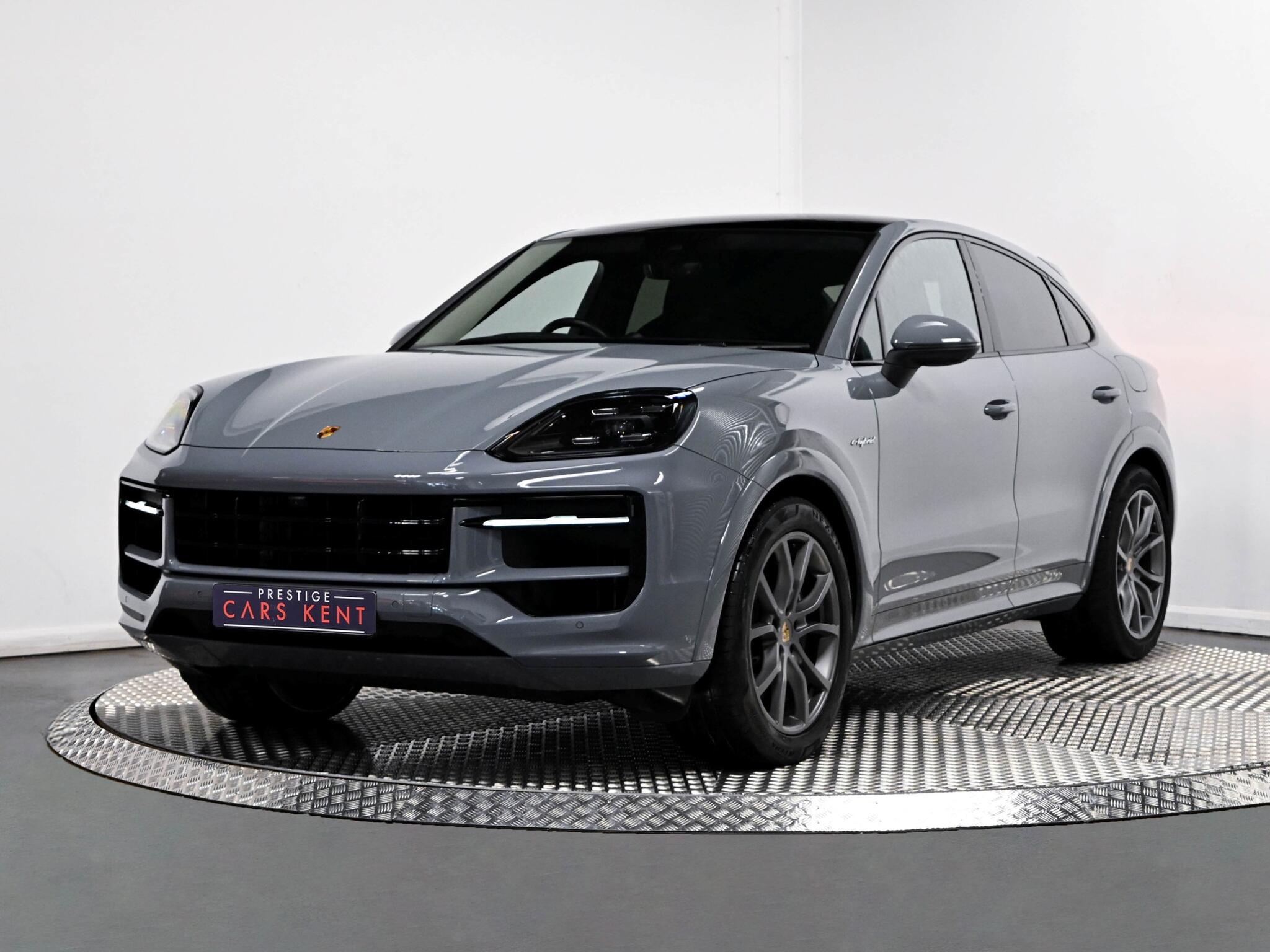 Porsche Cayenne view 6