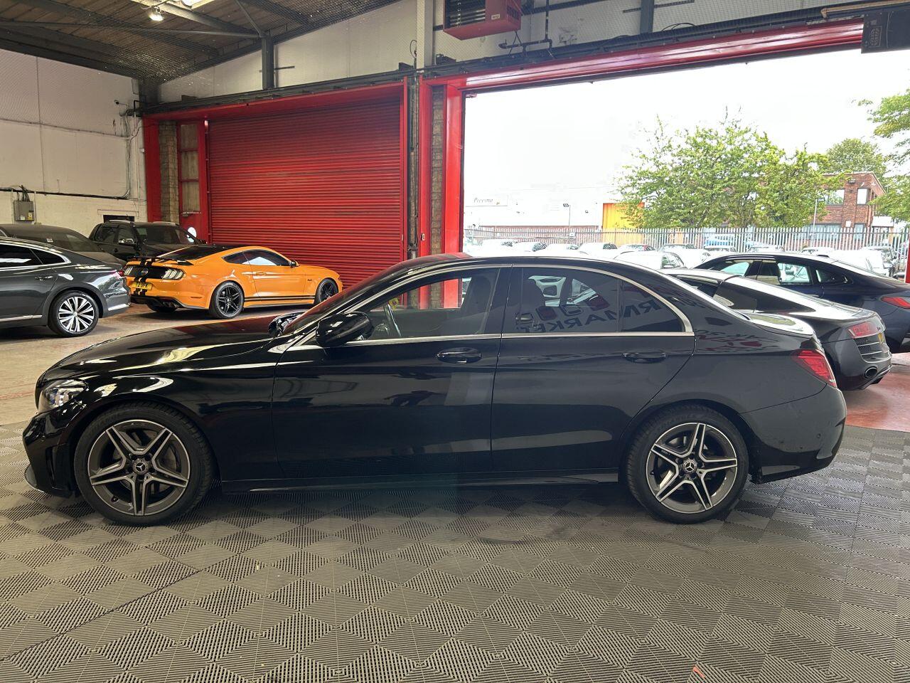 Mercedes-Benz C Class view 6