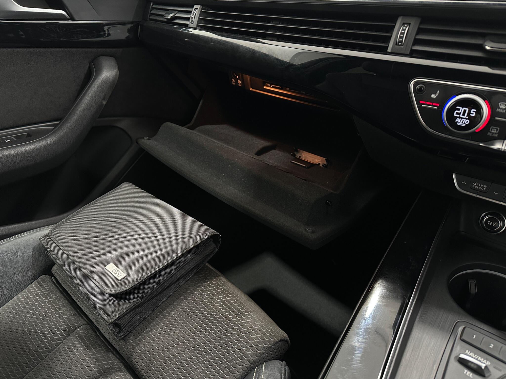 Audi A4 view 29