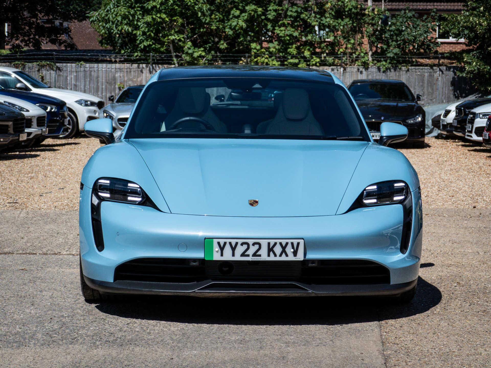 Porsche Taycan view 9