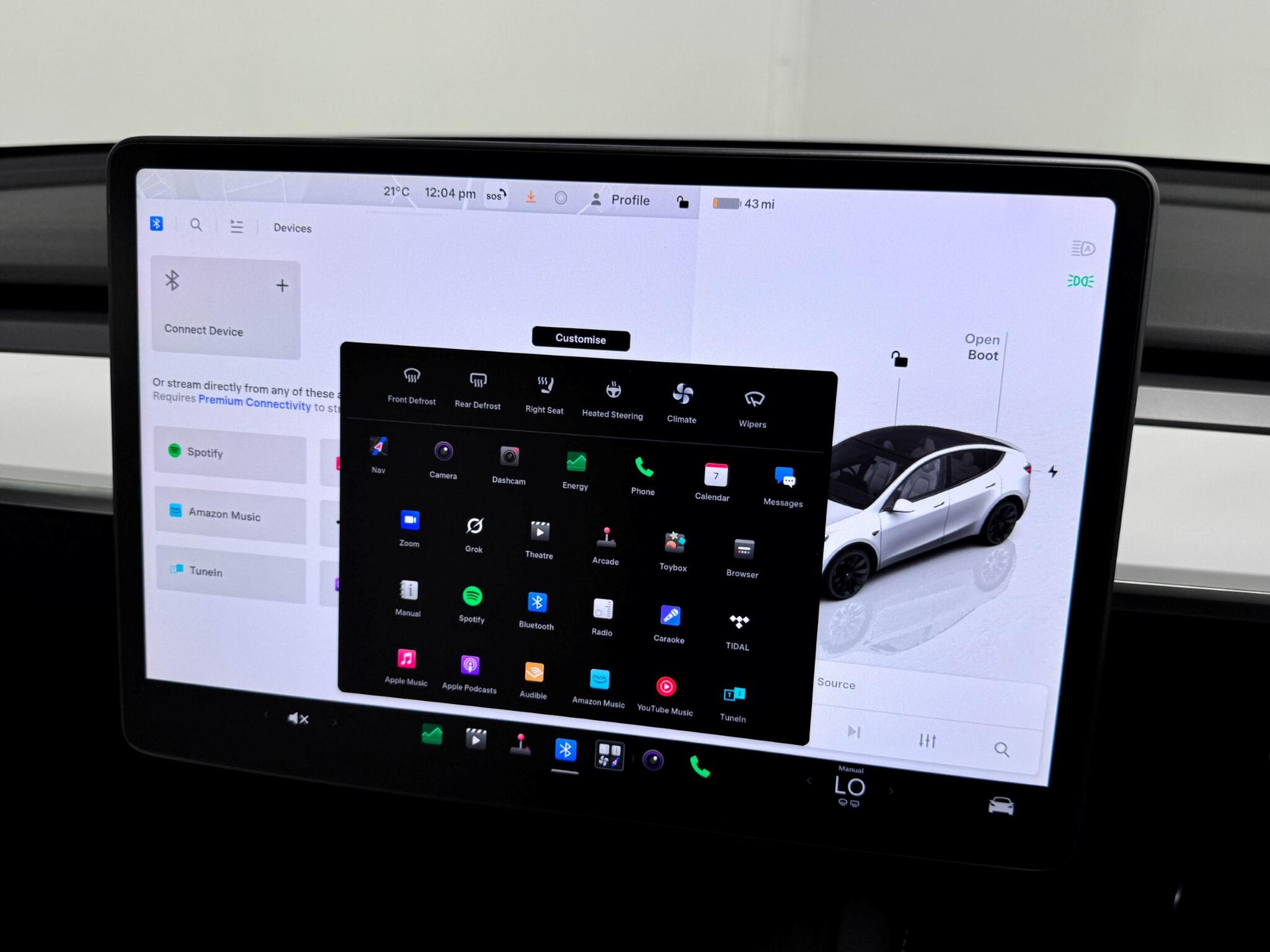 Tesla Model Y view 36