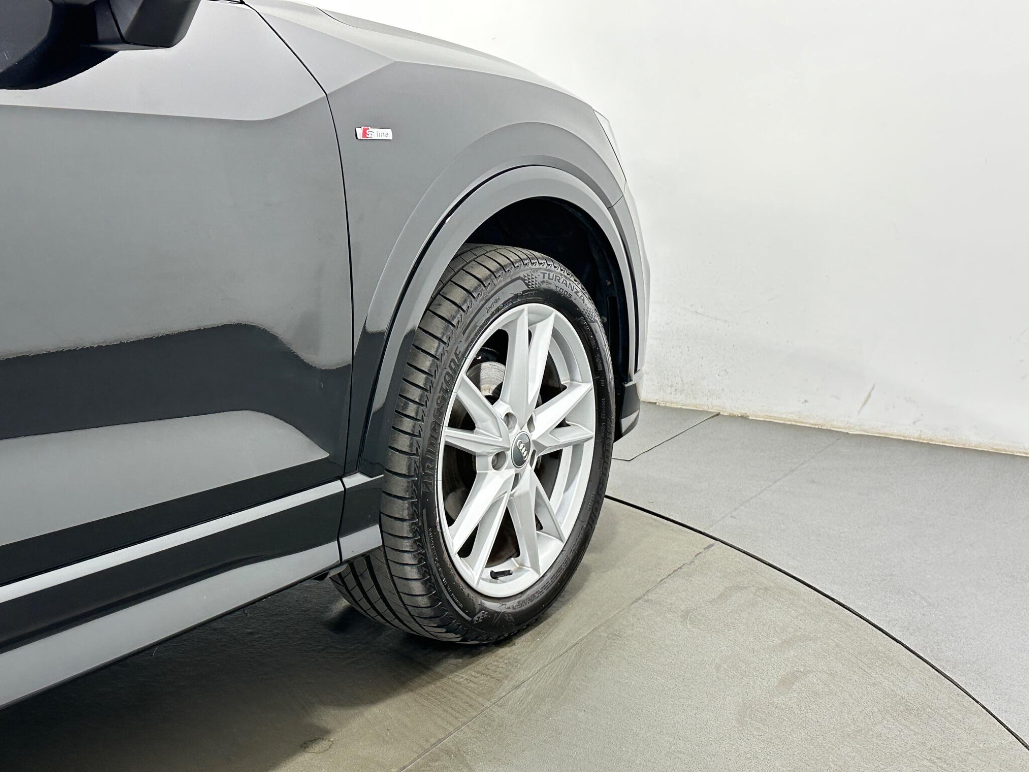 Audi Q2 view 51