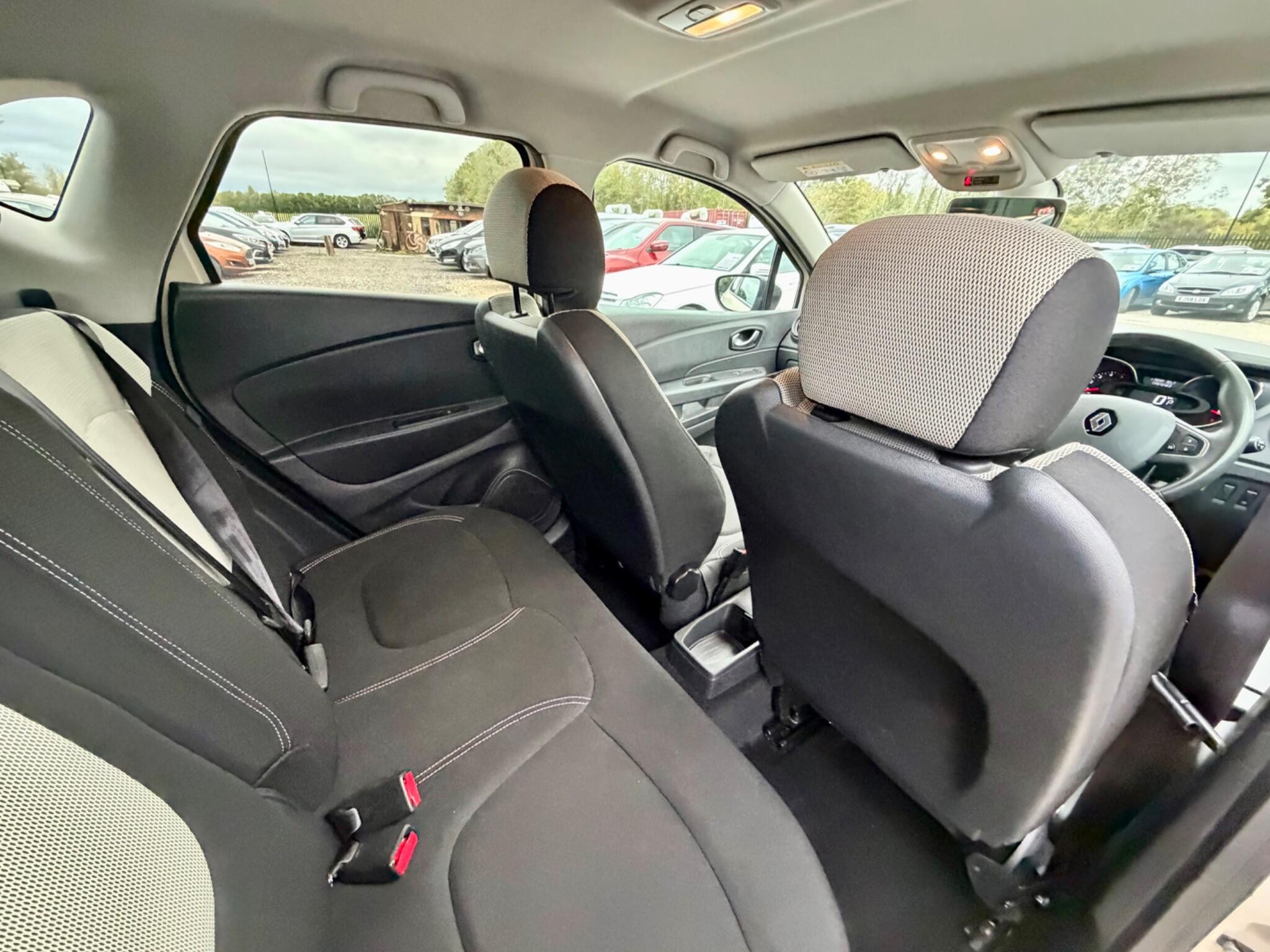 Renault Captur view 29
