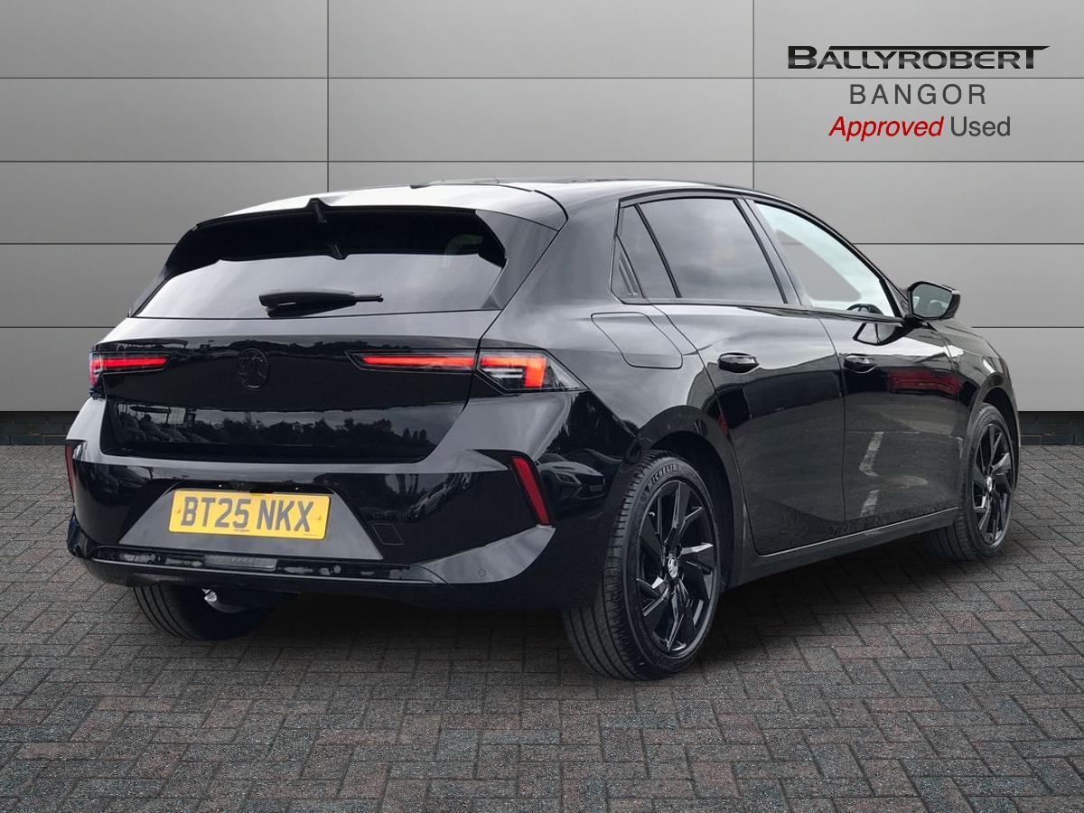 Vauxhall Astra view 15