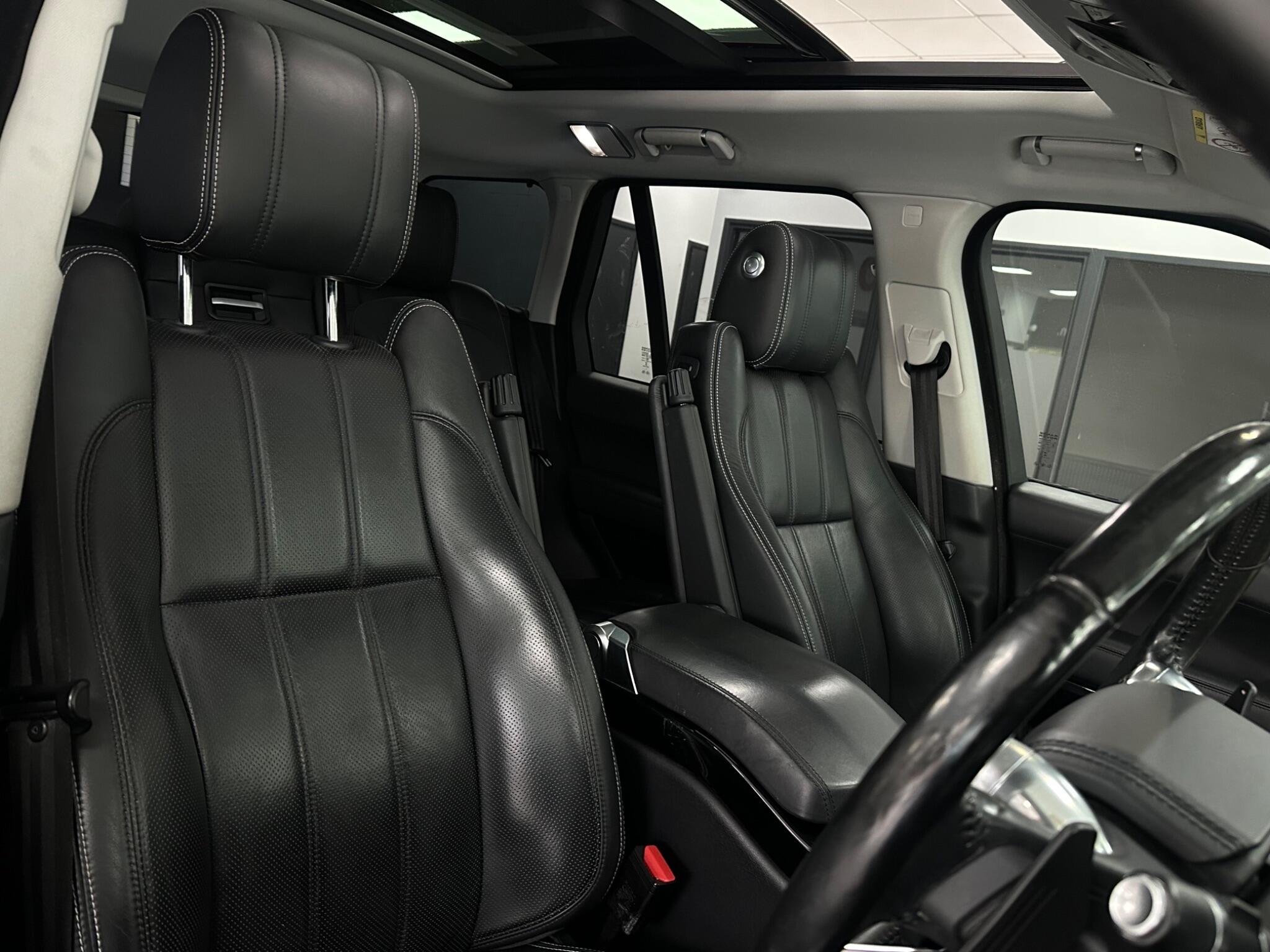 Land Rover Range Rover view 23