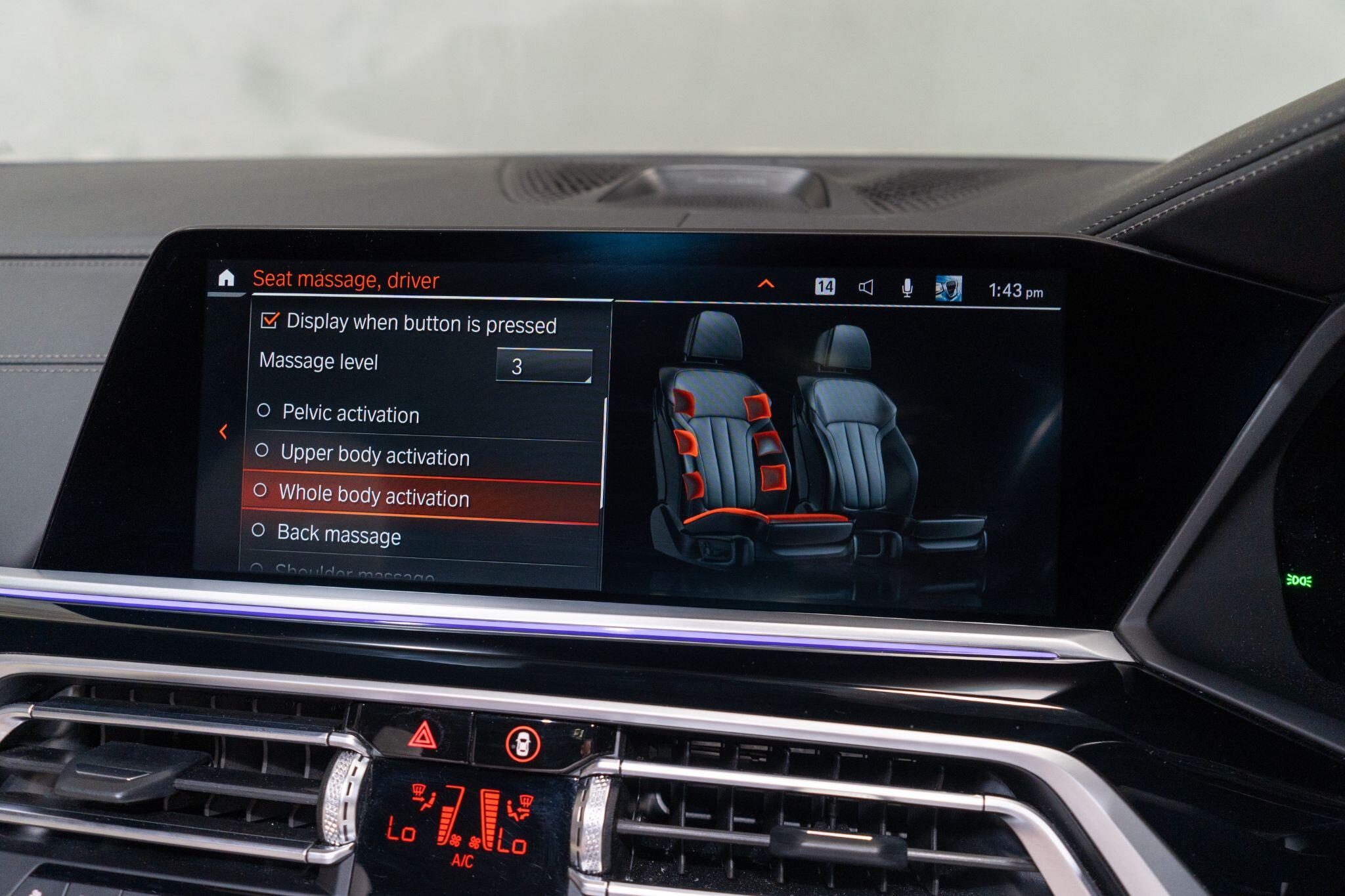 BMW X7 view 22