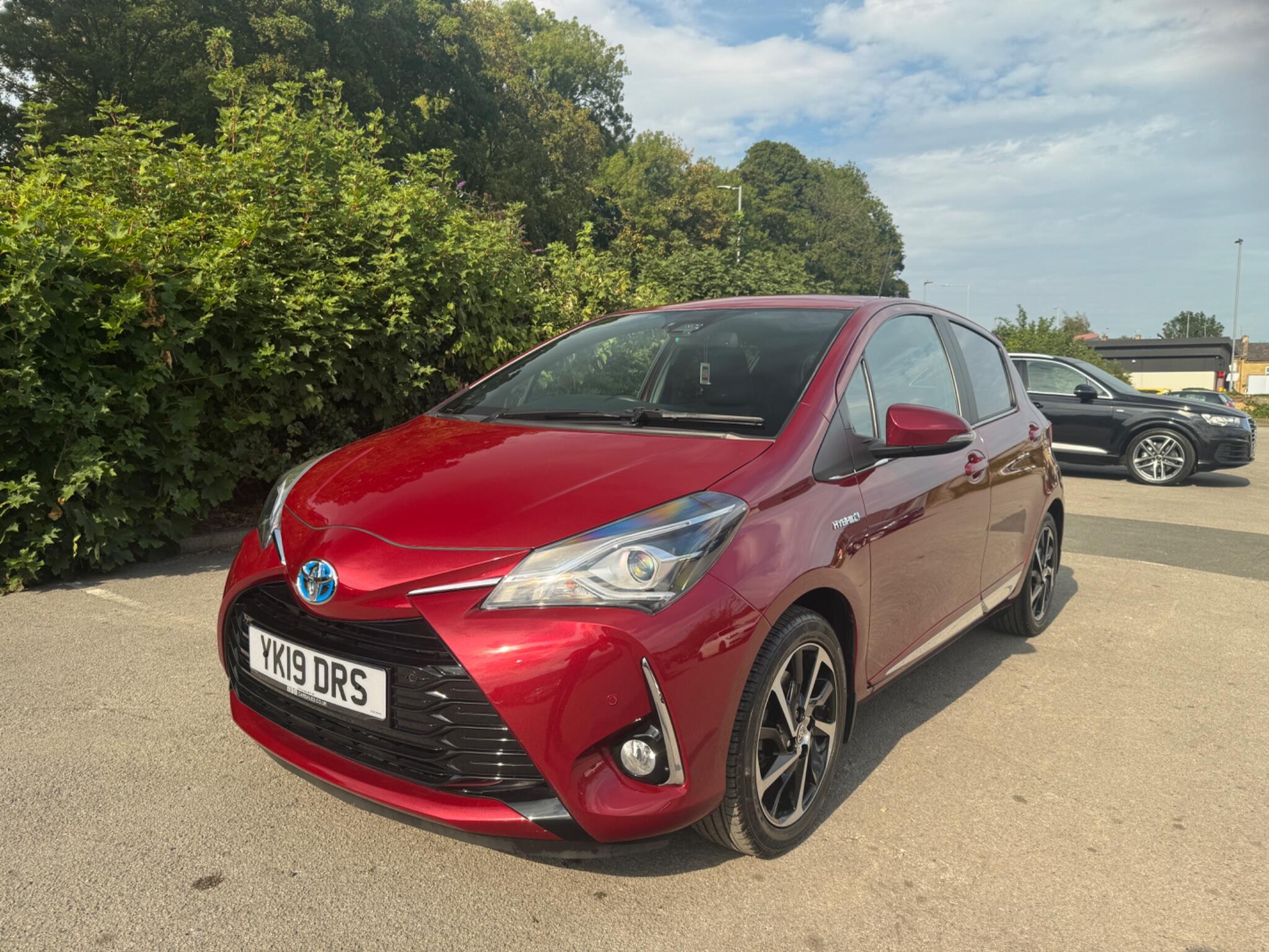 Toyota Yaris main image