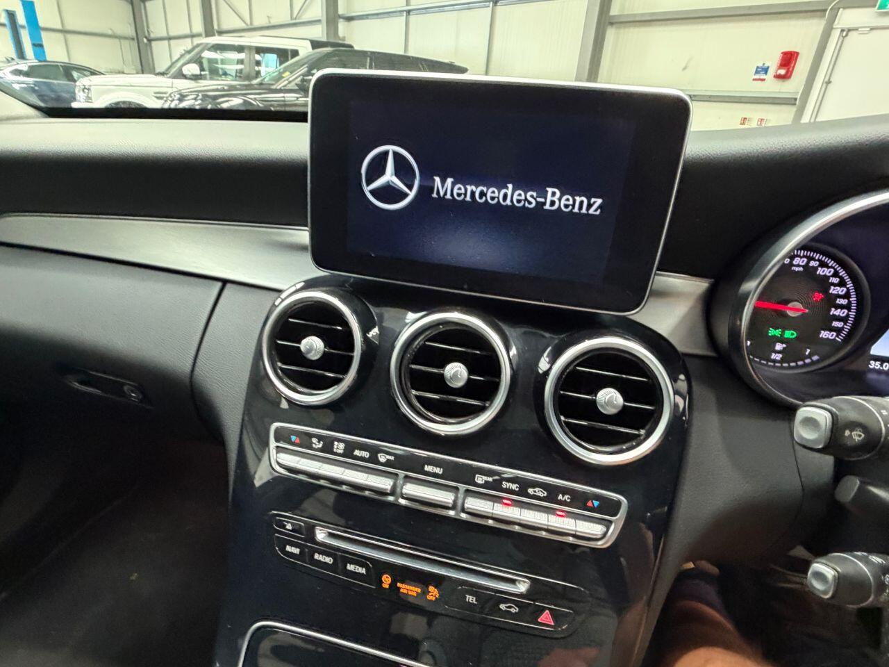 Mercedes-Benz C Class view 26