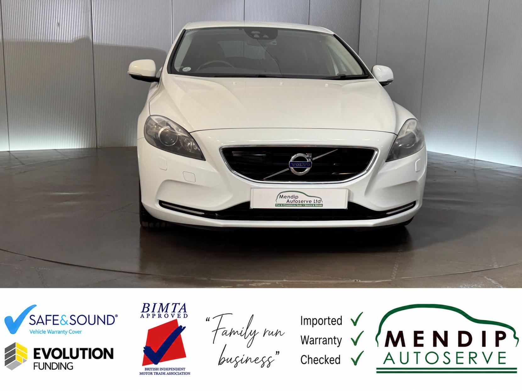 Volvo V40 view 42