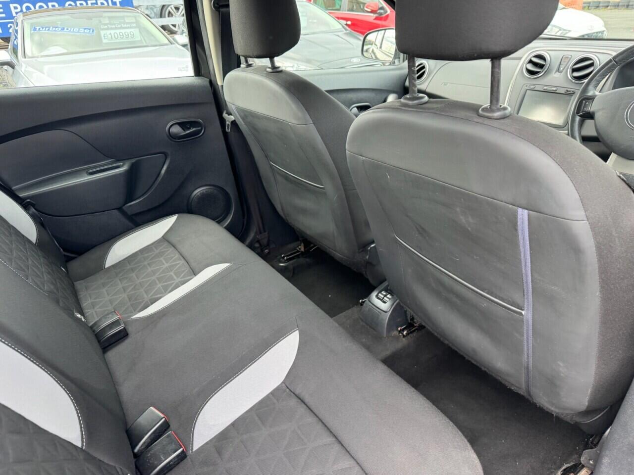 Dacia Sandero view 49