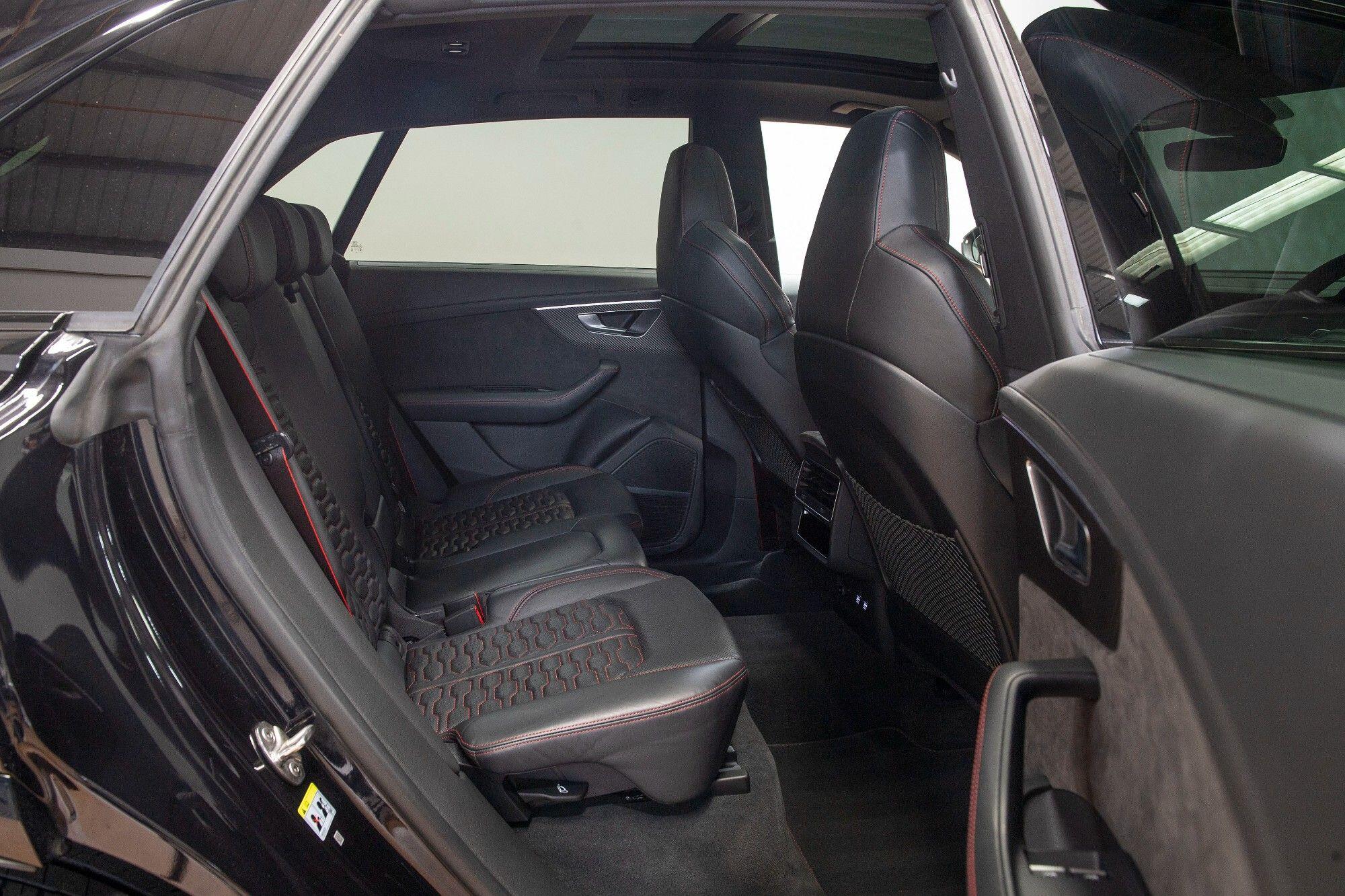 Audi RSQ8 view 33