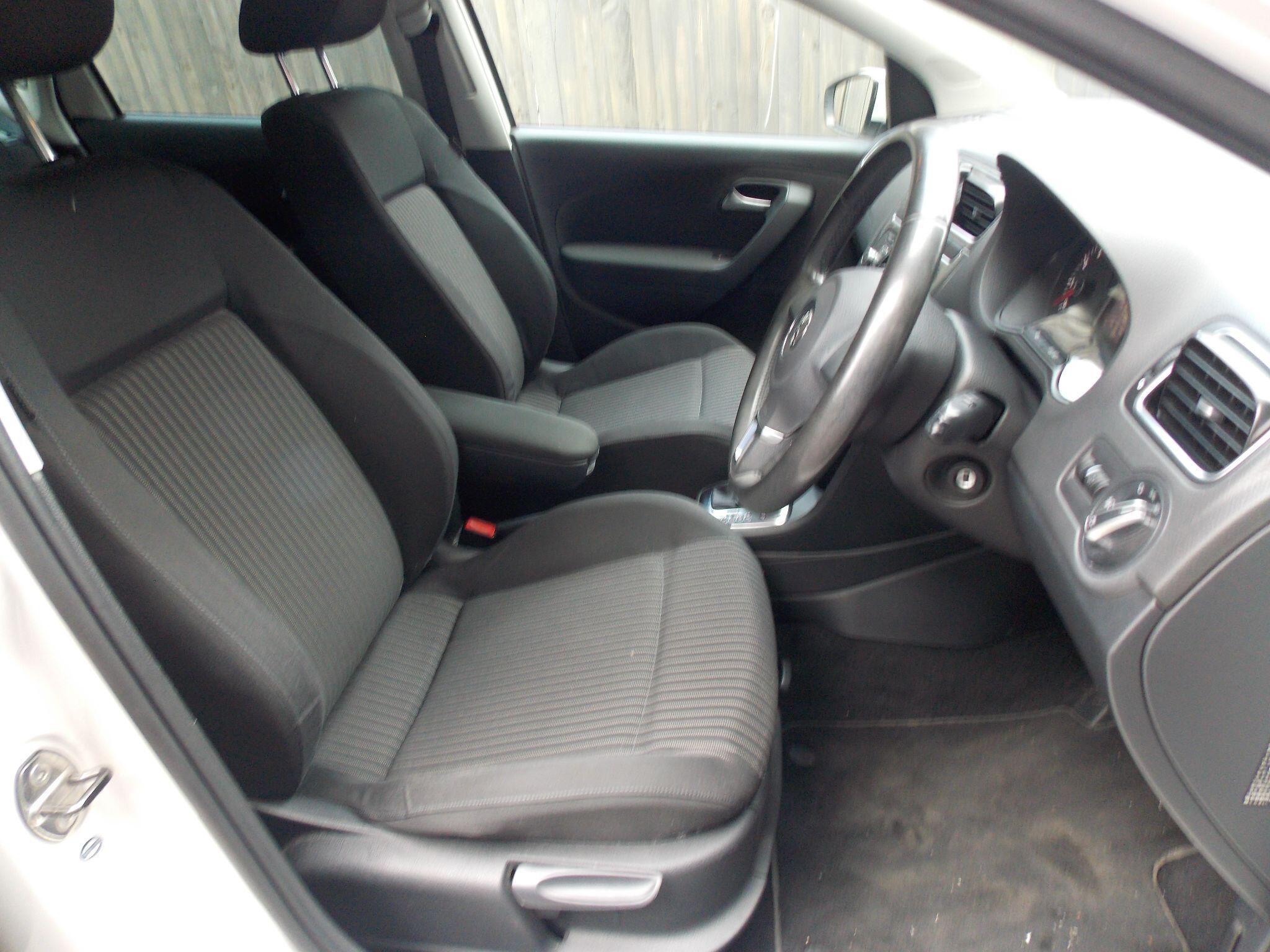 Volkswagen Polo view 29
