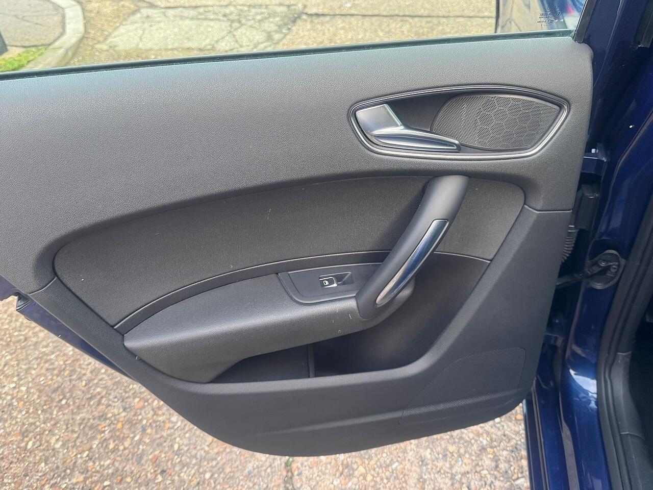 Audi A1 view 26