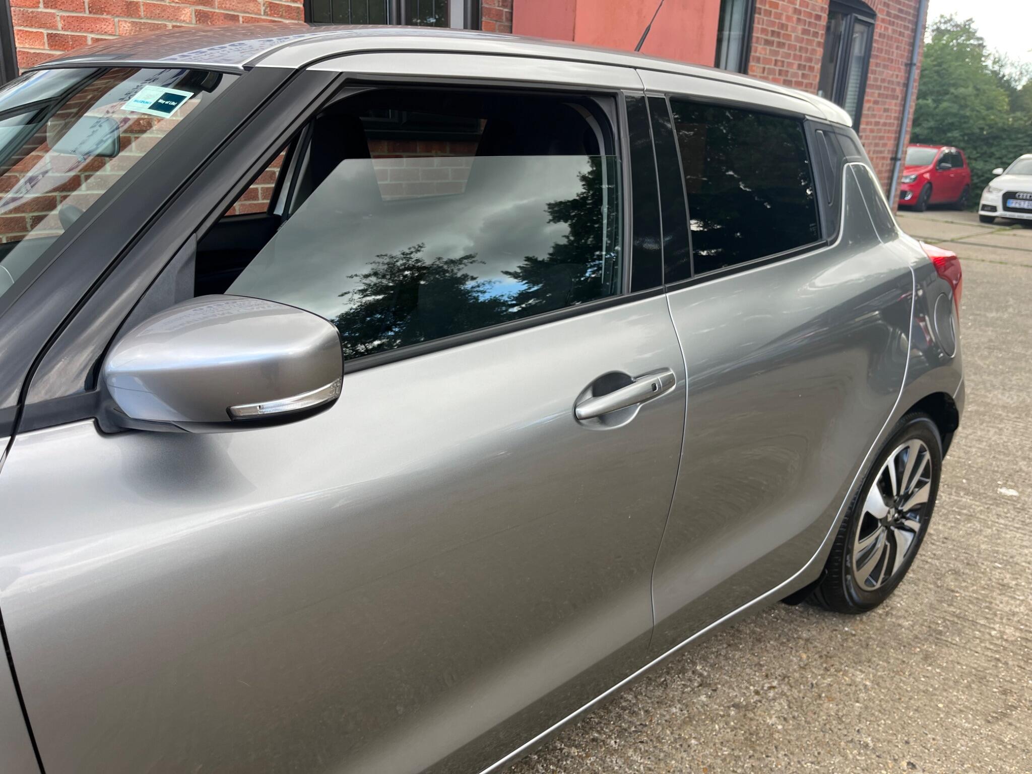Suzuki Swift view 8