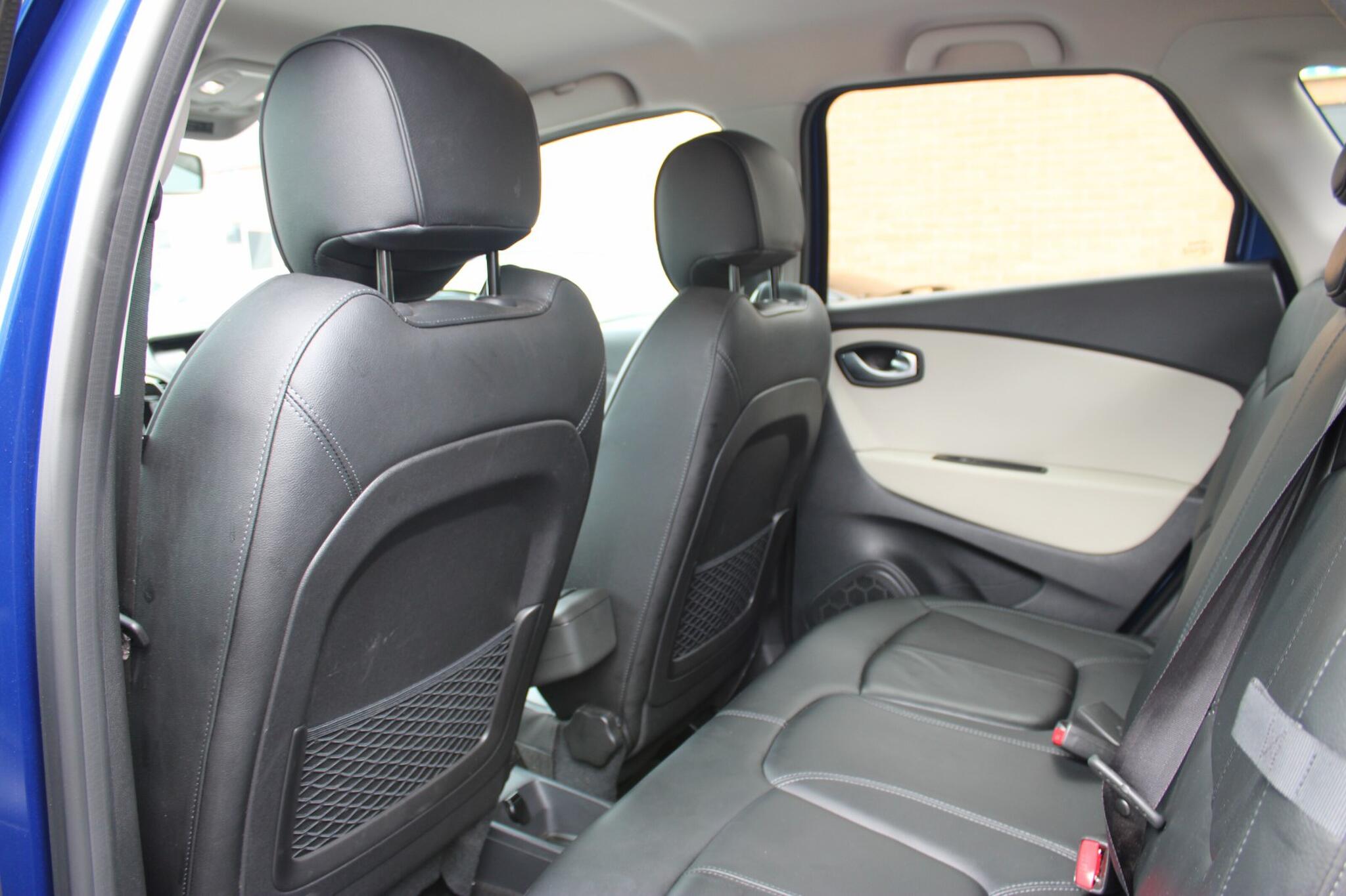 Renault Captur view 19