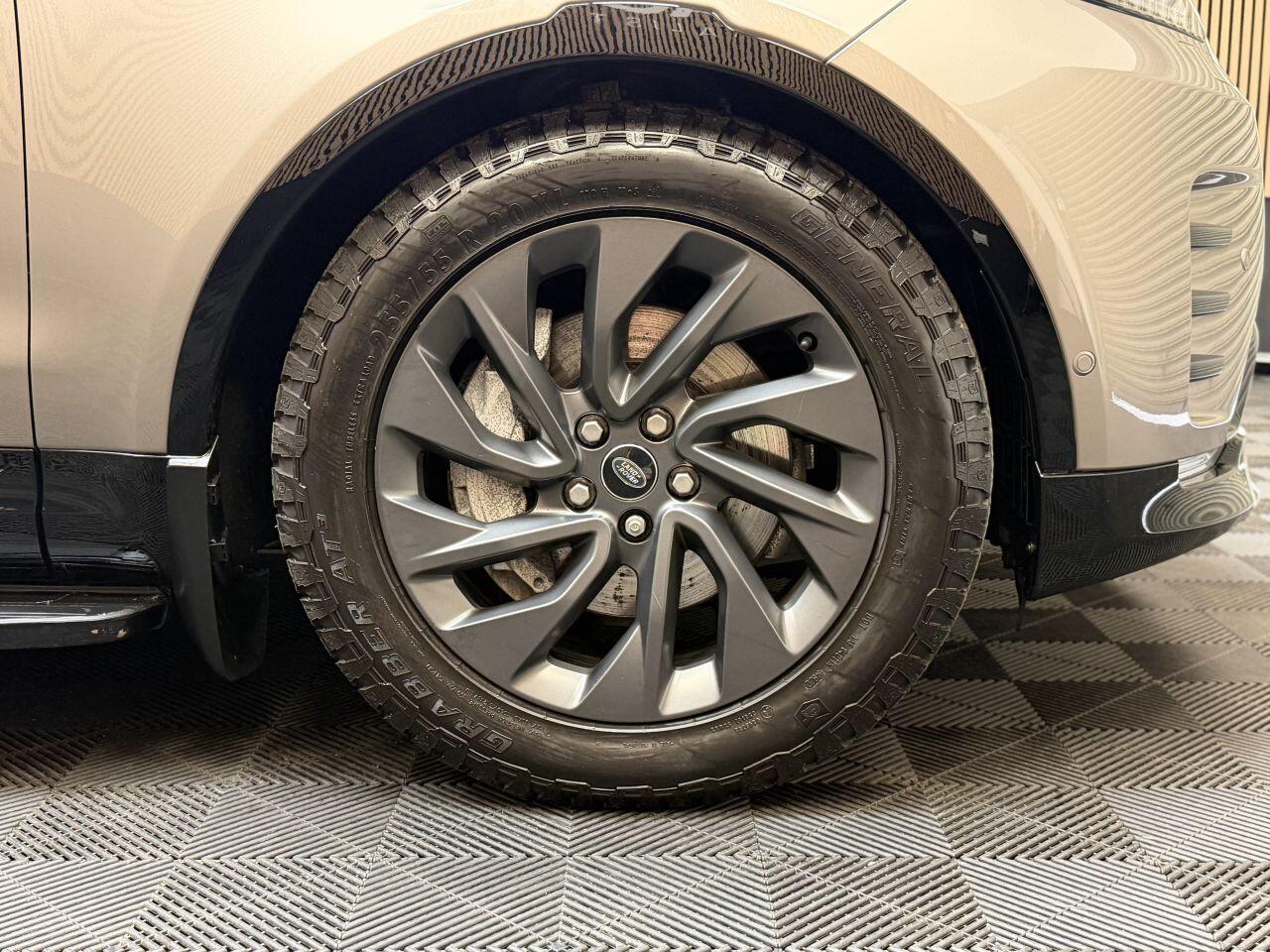 Land Rover Discovery 3 view 7