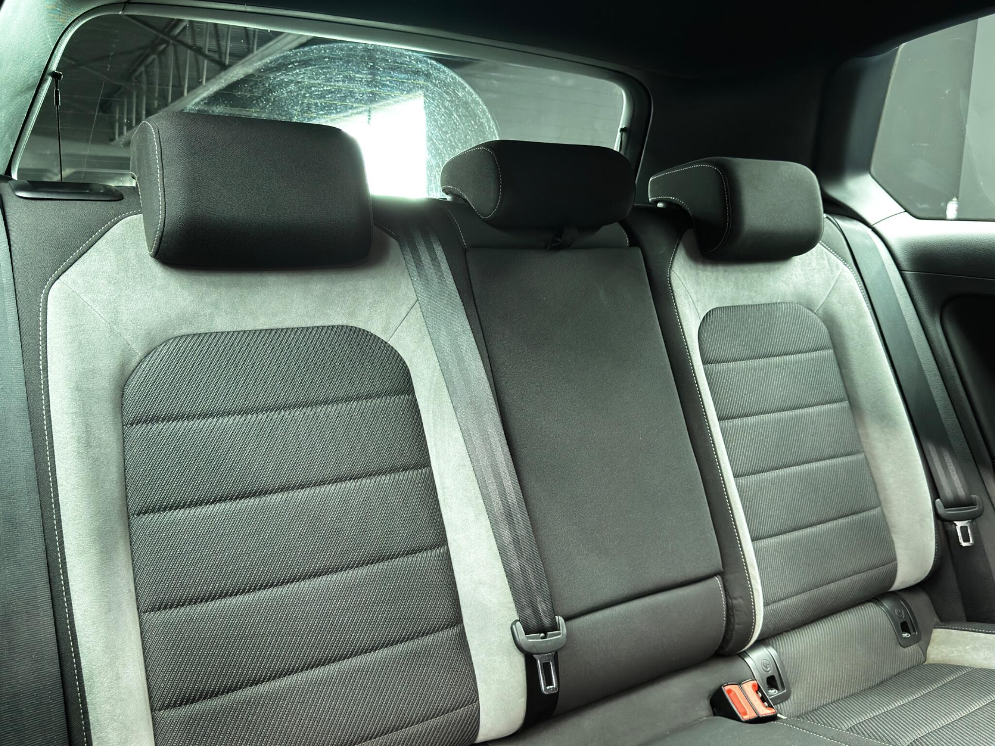 Volkswagen Golf view 15