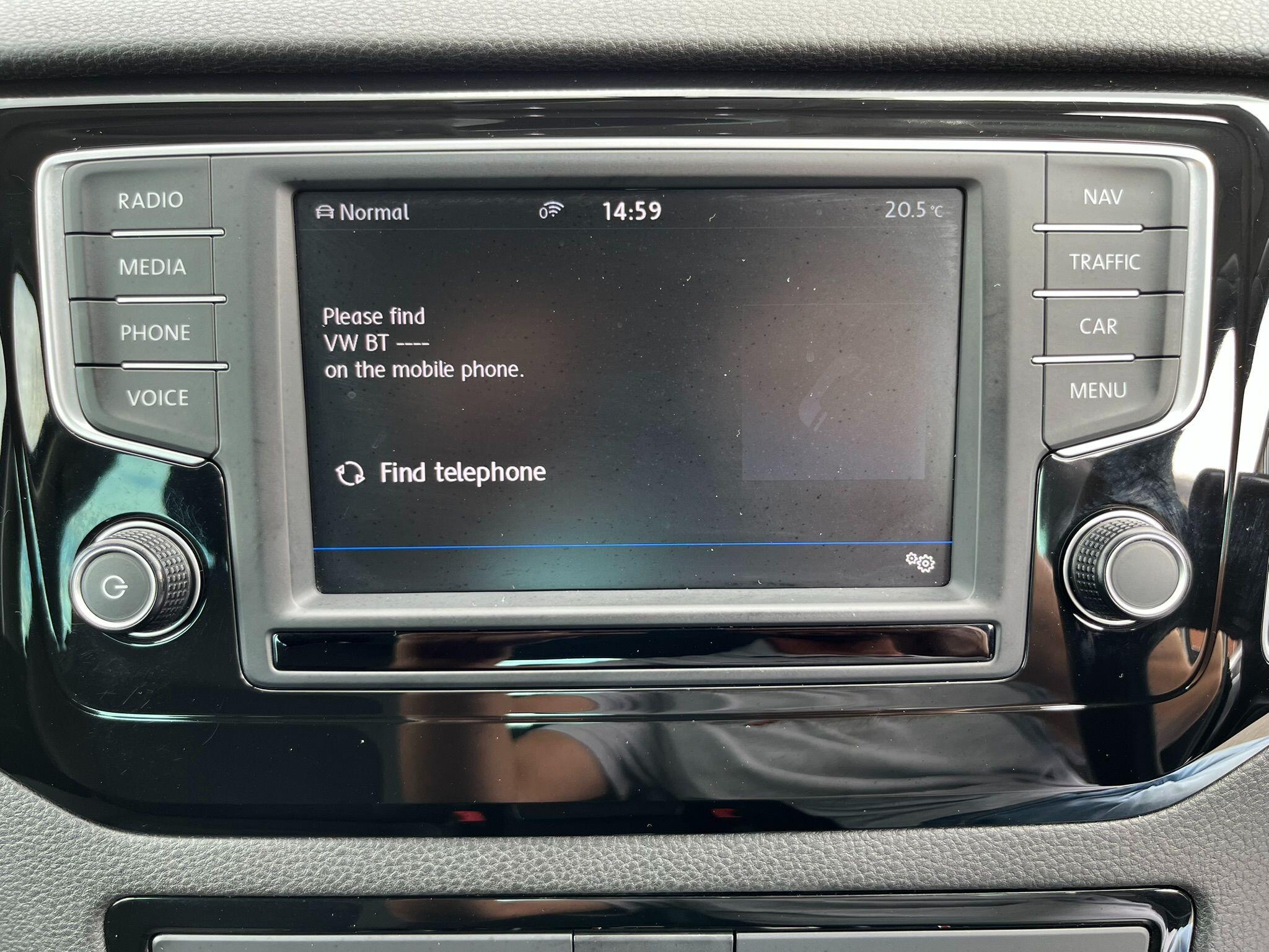 Volkswagen Golf SV view 24