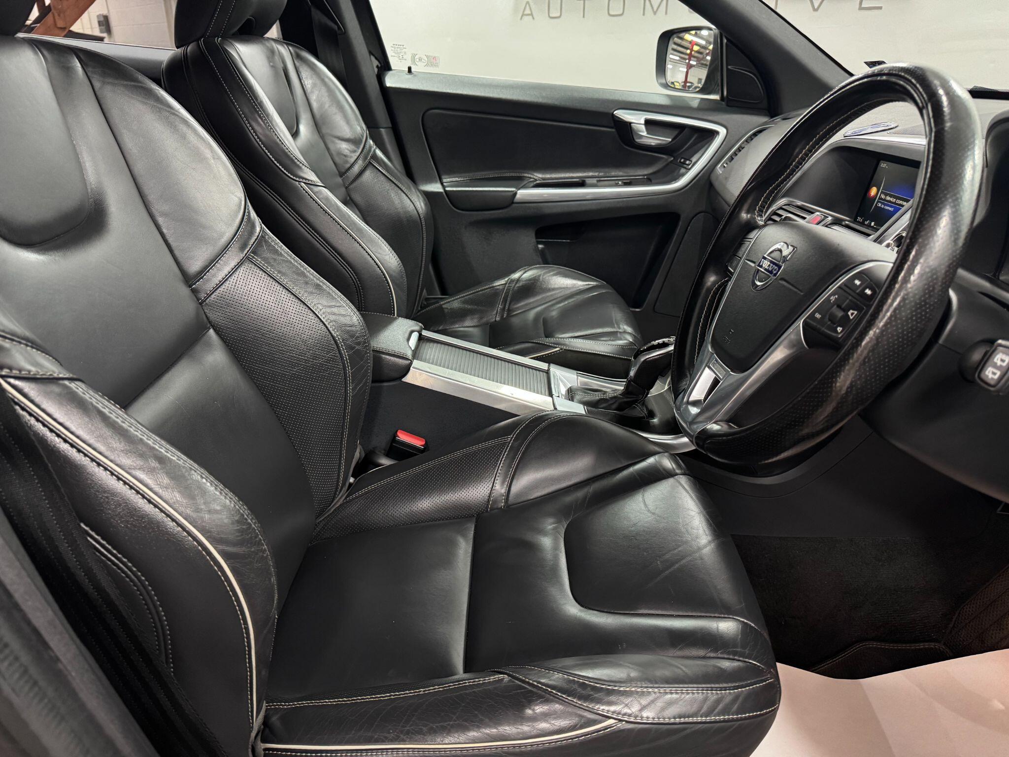 Volvo XC60 view 24