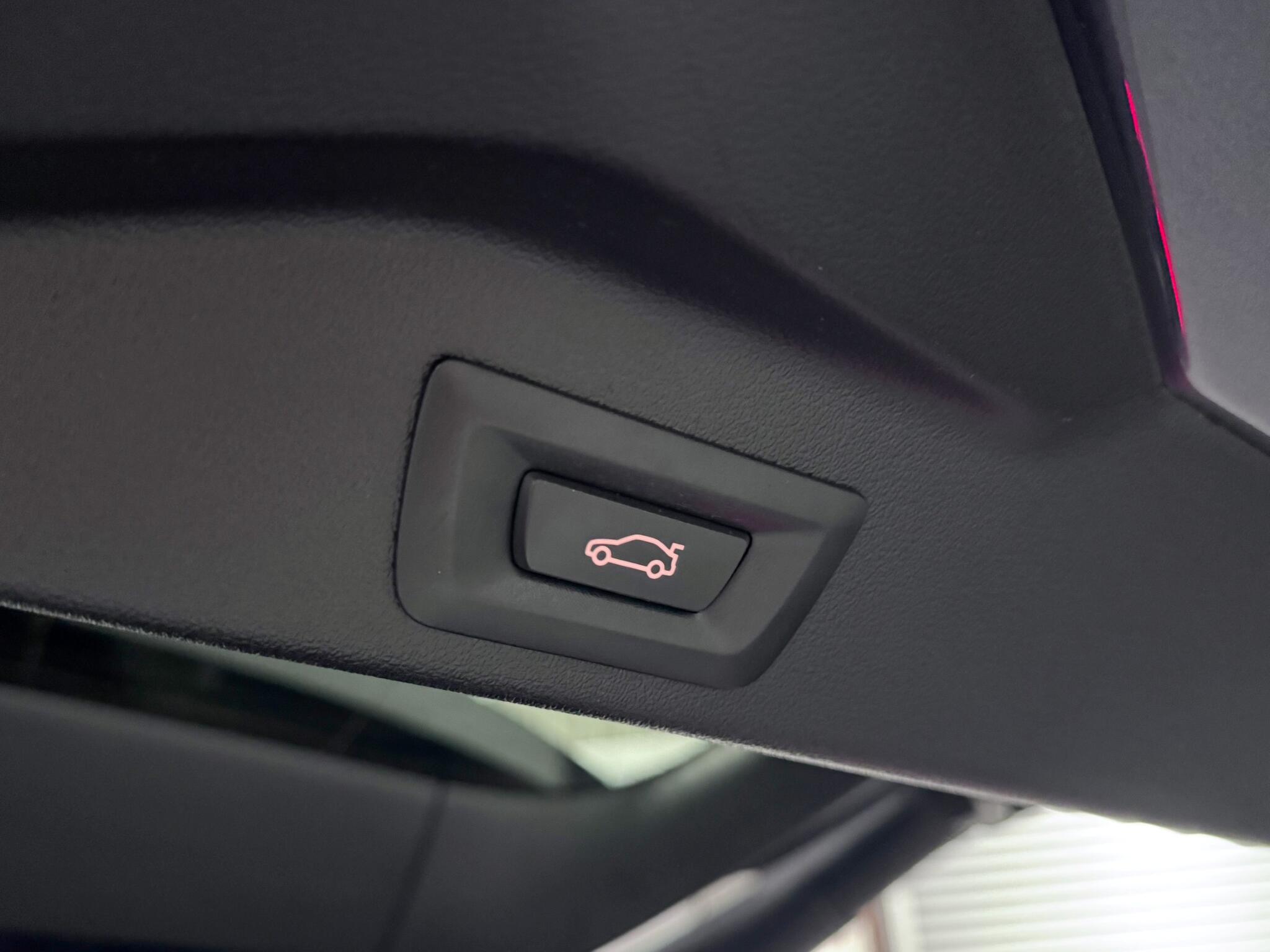 BMW X5 view 18