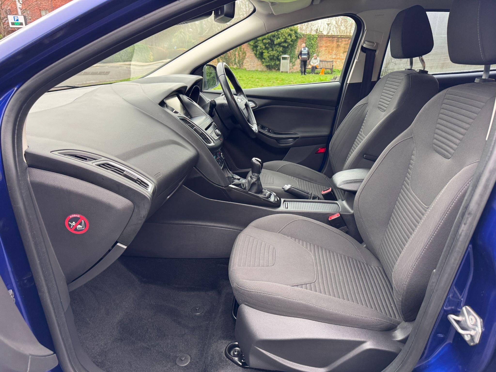 2015 Ford Focus 1.0T EcoBoost Titanium Euro 6 (s/s) 5dr • 75,000 miles image 28