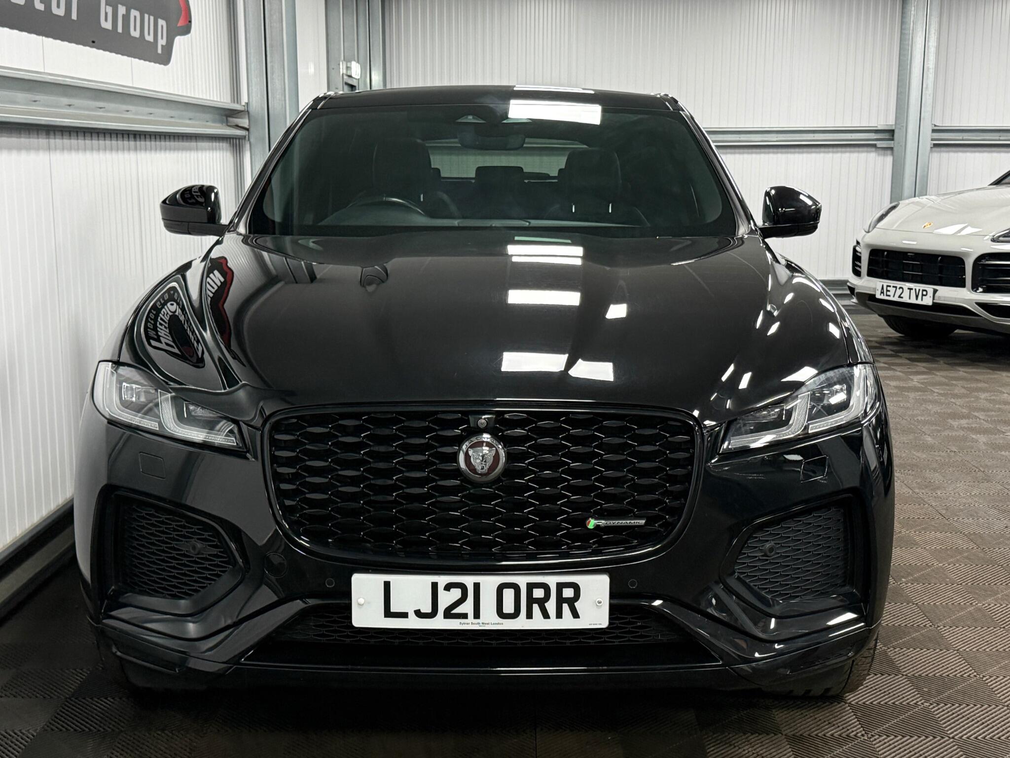 Jaguar F-Pace view 7