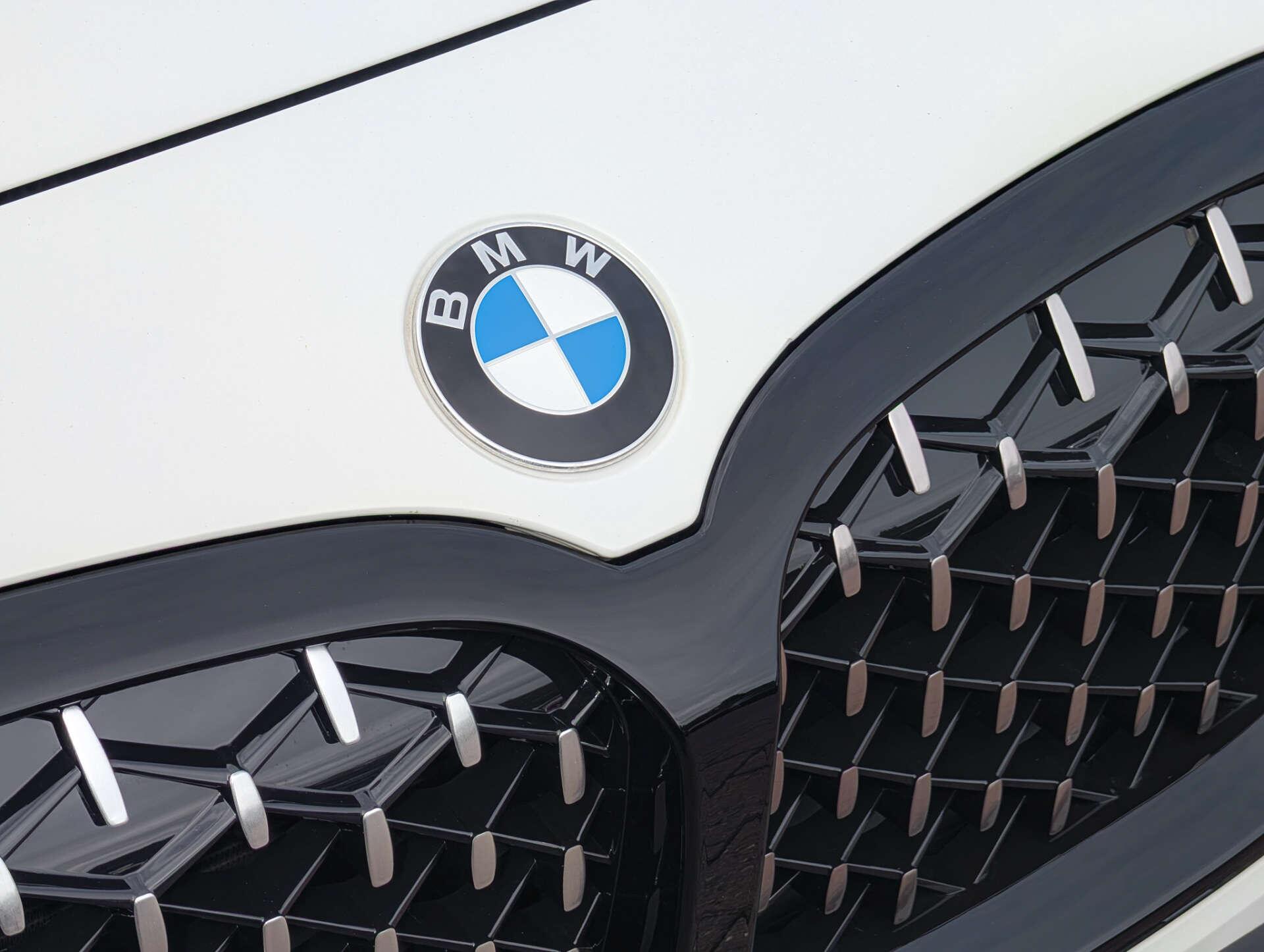 BMW 1 Series view 10