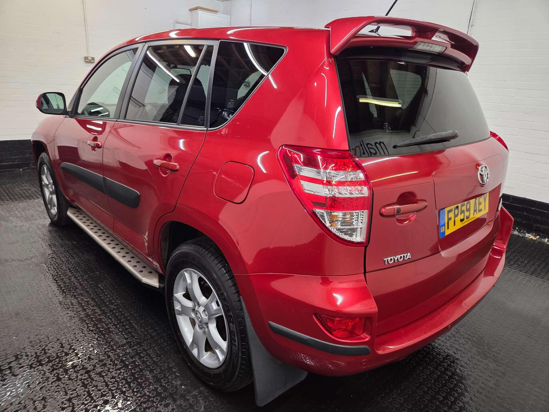 Toyota RAV4 view 31