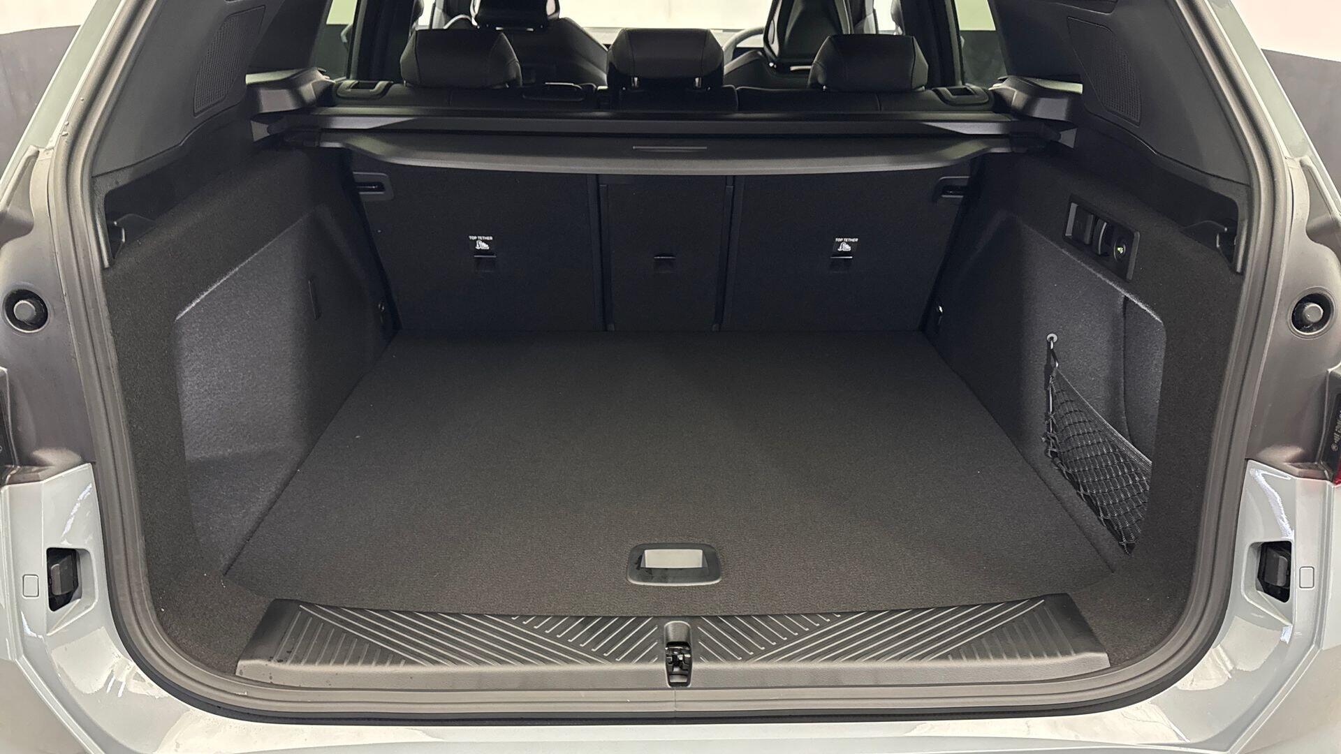 BMW X3 view 13