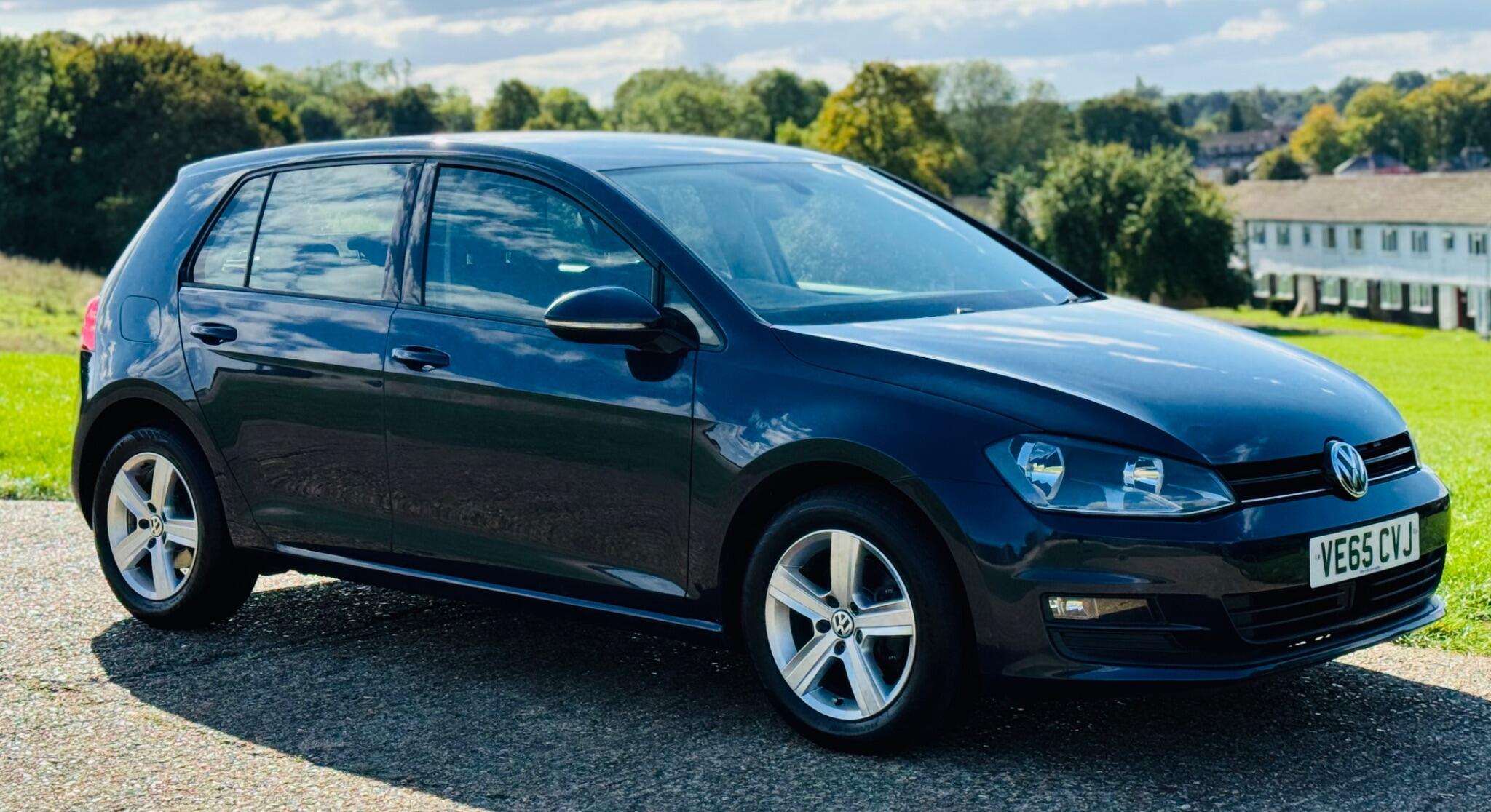 2015 Volkswagen Golf image 5