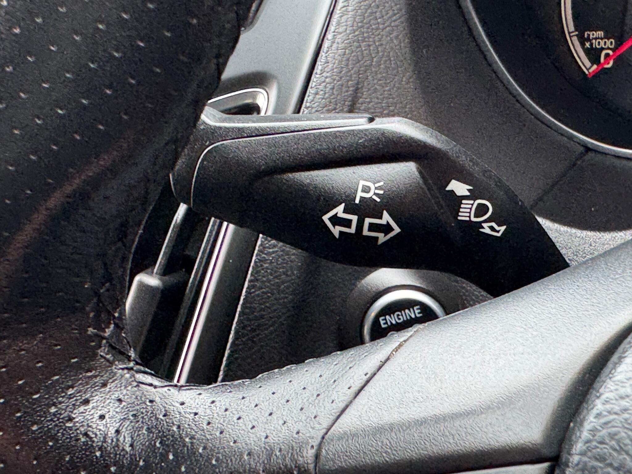 Ford Focus view 23