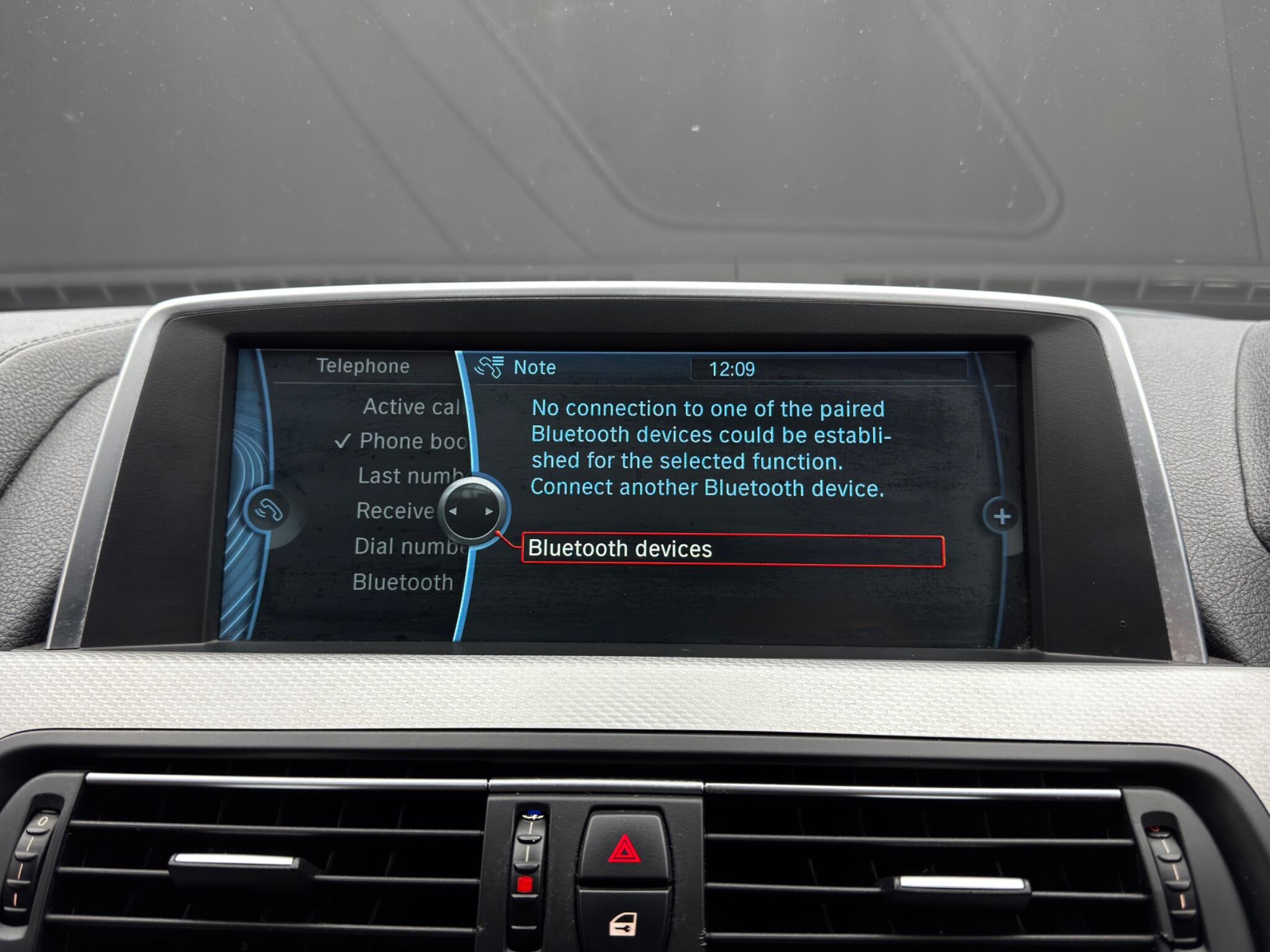 BMW 6 Series view 33