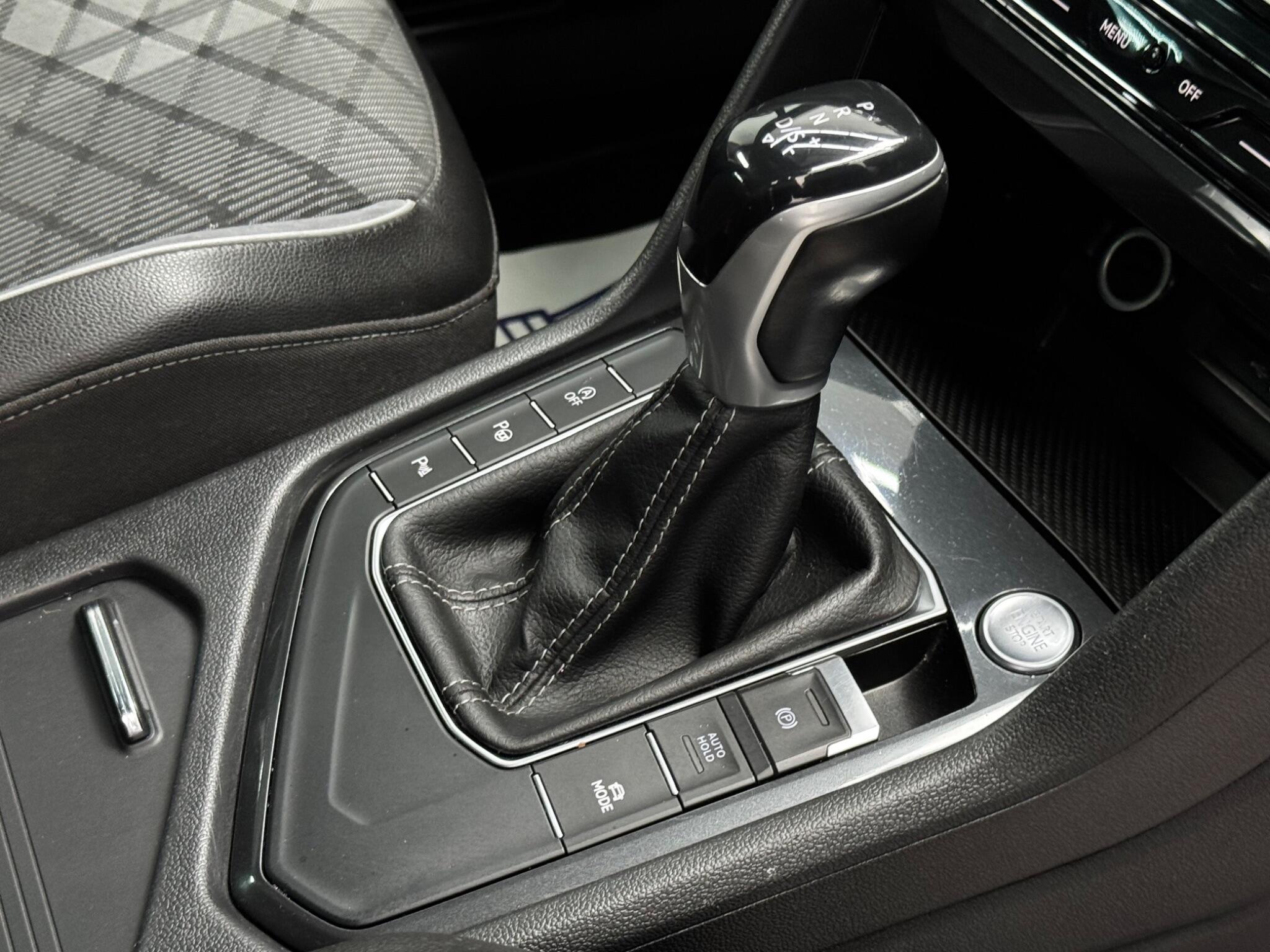 Volkswagen Tiguan view 8