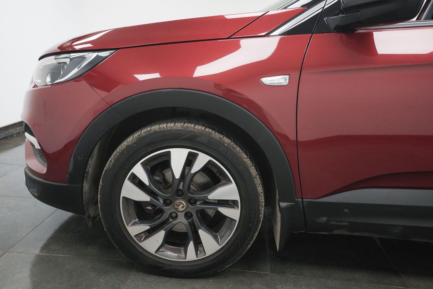Vauxhall Grandland X view 5