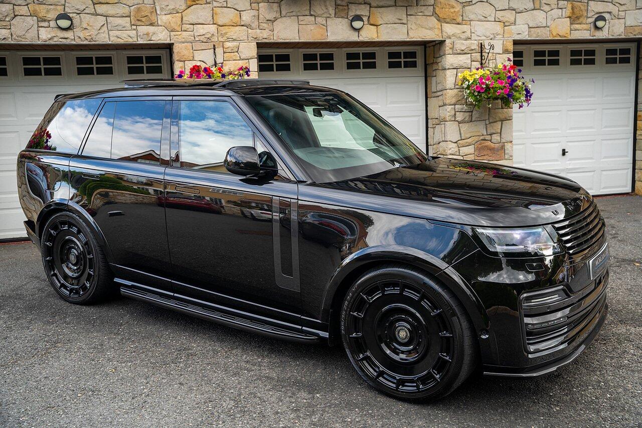 Land Rover Range Rover view 2