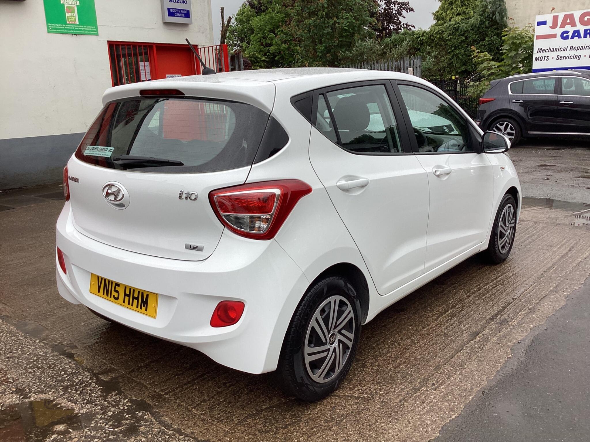 Hyundai I10 view 3