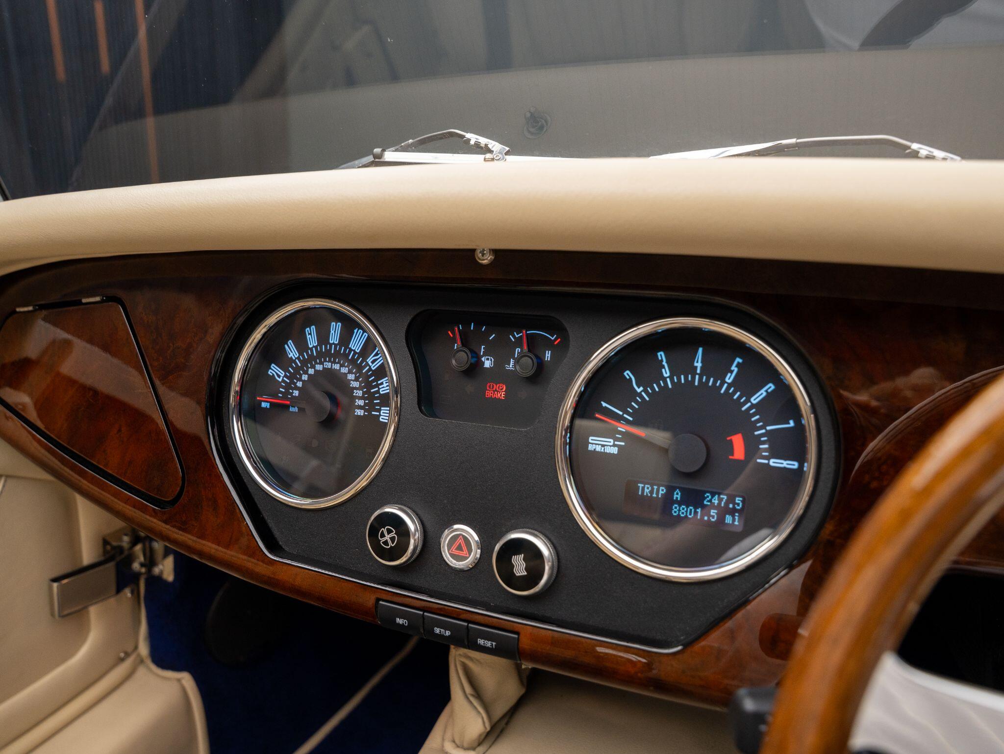 Morgan Roadster view 22