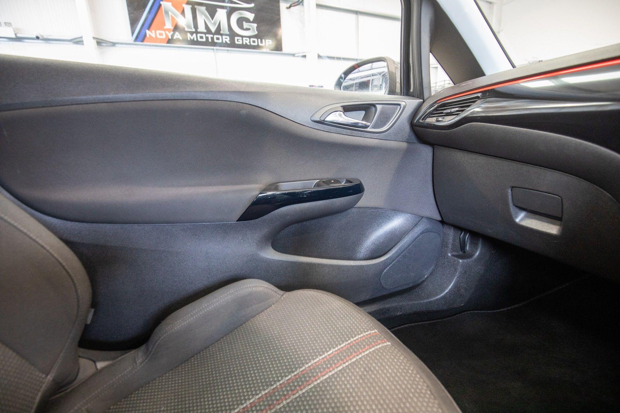 Vauxhall Corsa view 24