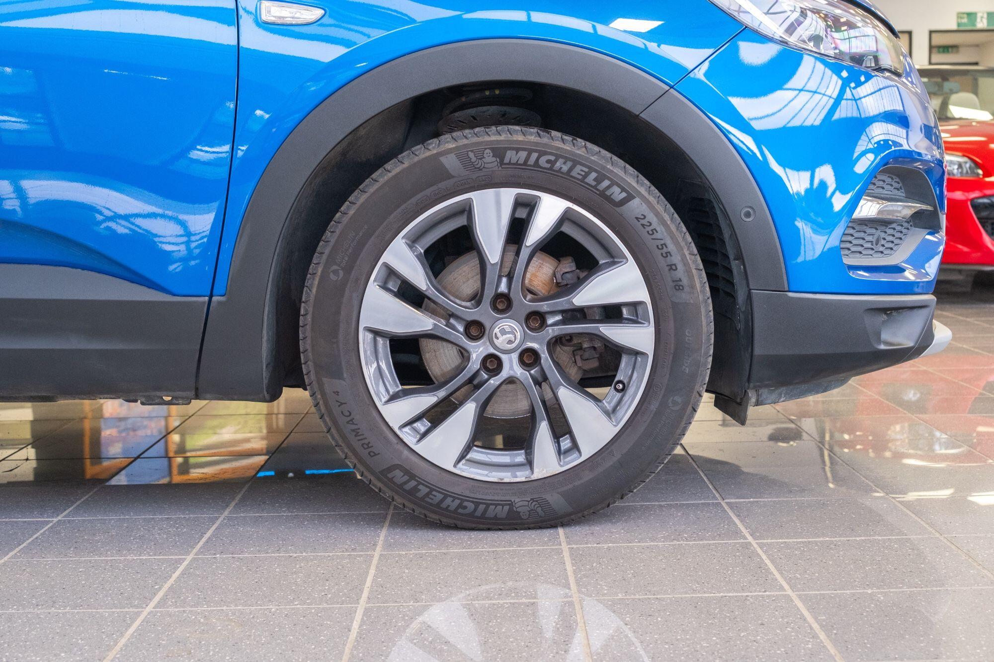 Vauxhall Grandland X view 22