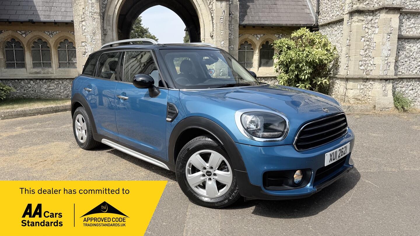 Mini Countryman main image