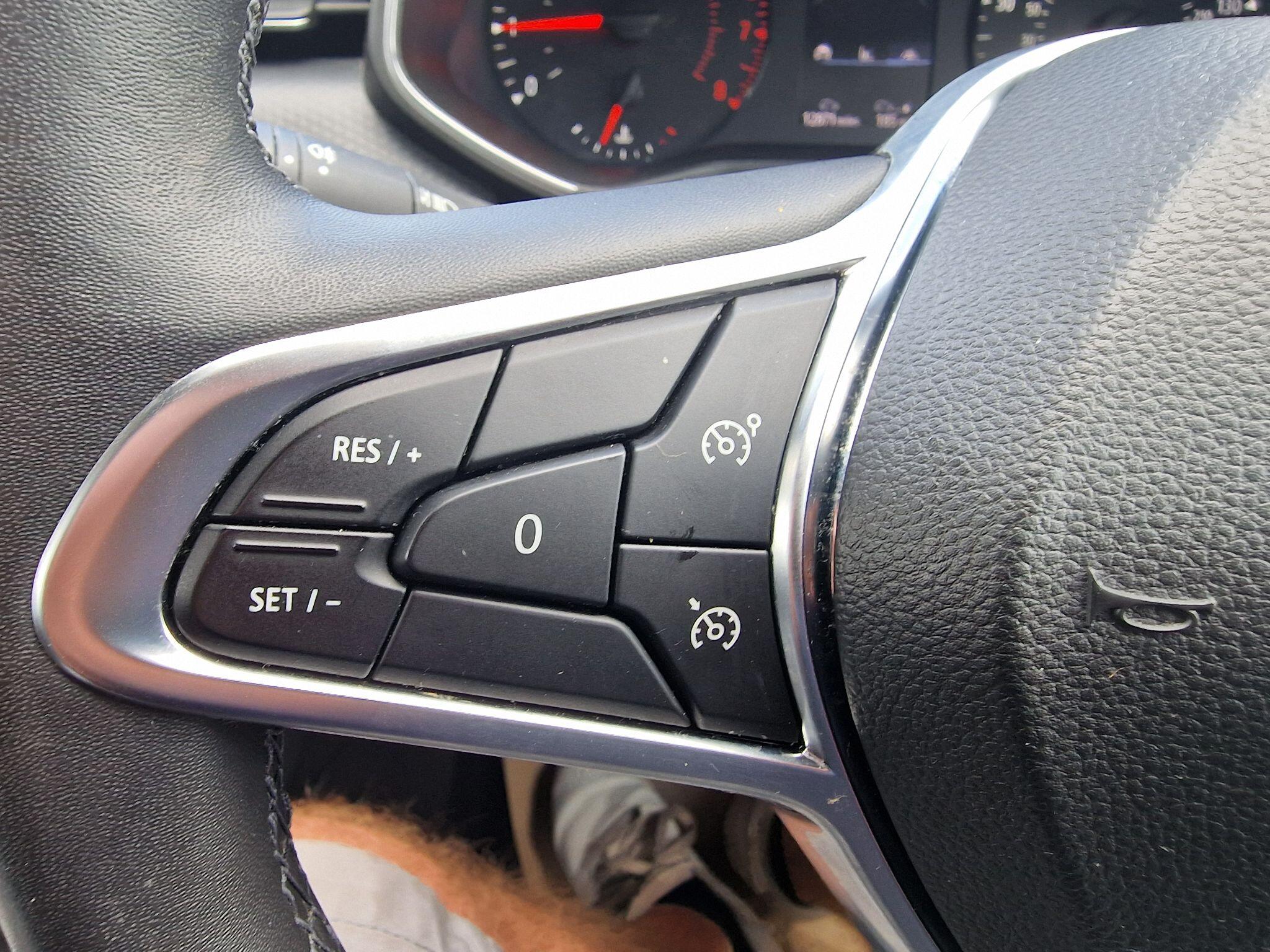 Renault Clio view 12