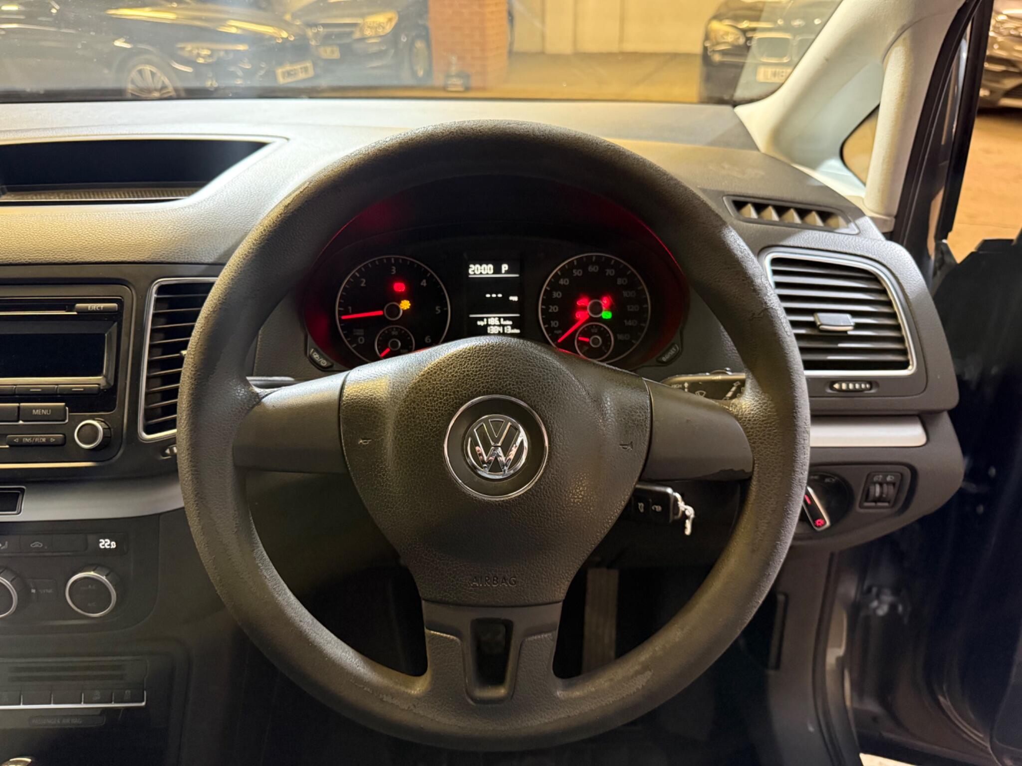2013 Volkswagen Sharan 2.0 TDI BlueMotion Tech S DSG Euro 5 (s/s) 5dr • 139,000 miles image 24
