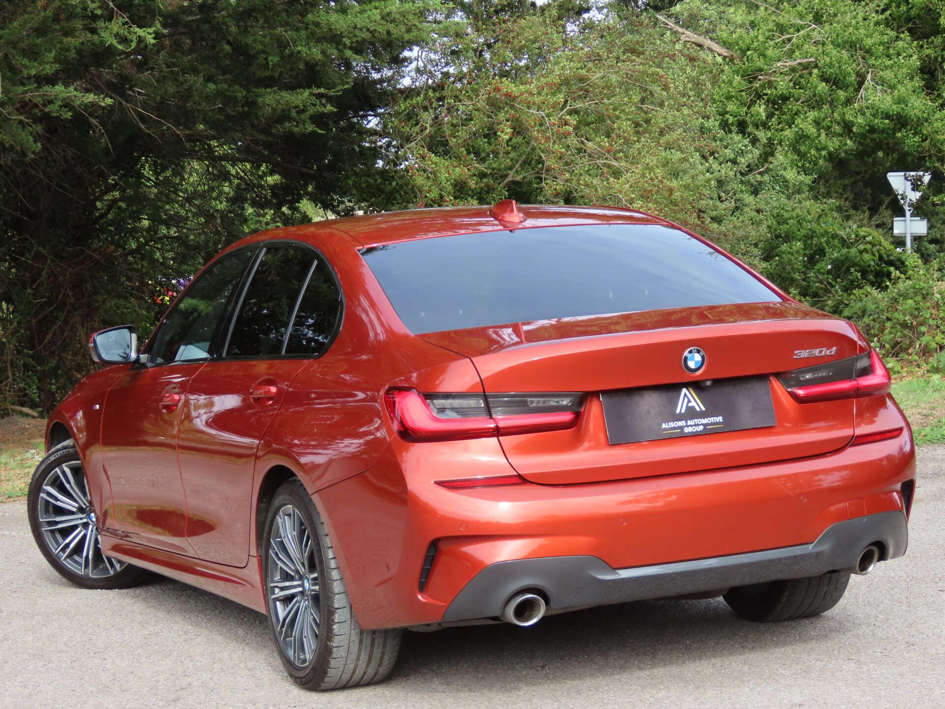 BMW 3 Series view 6