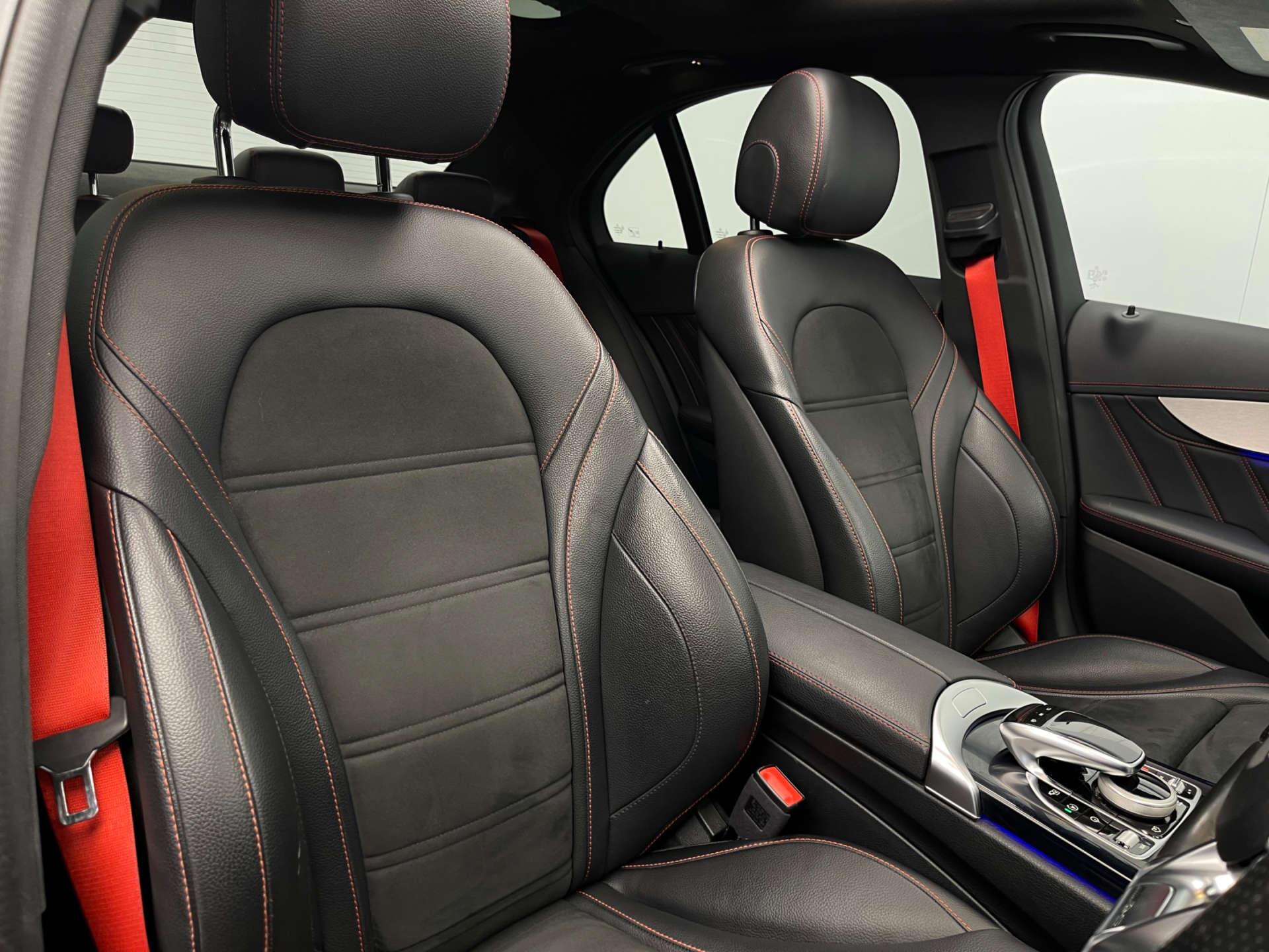 Mercedes-Benz C Class view 14