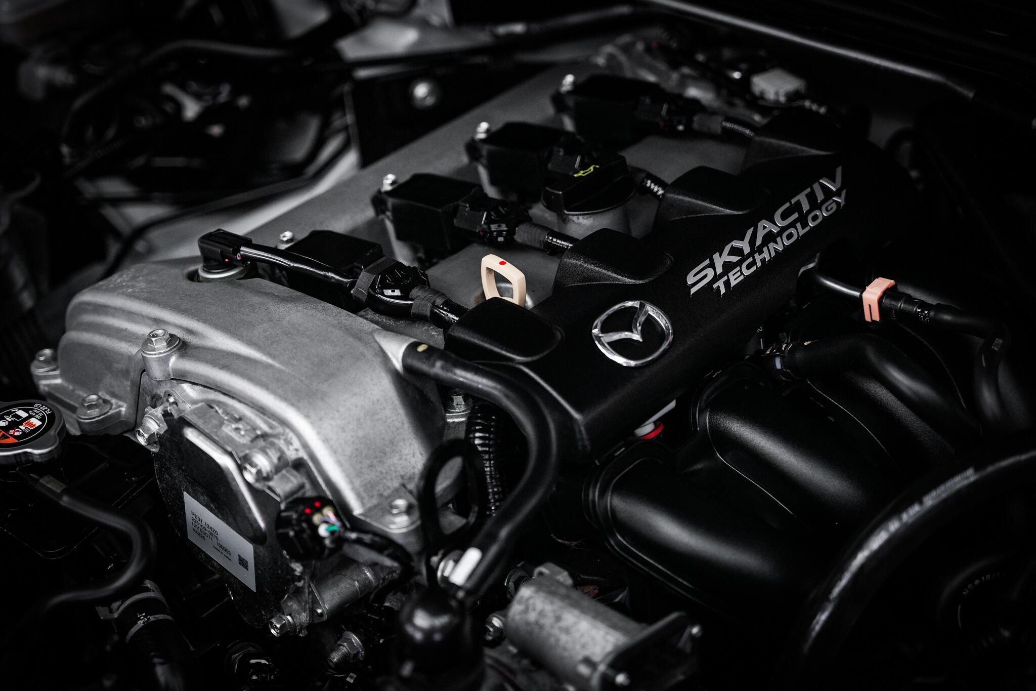 Mazda MX-5 view 7