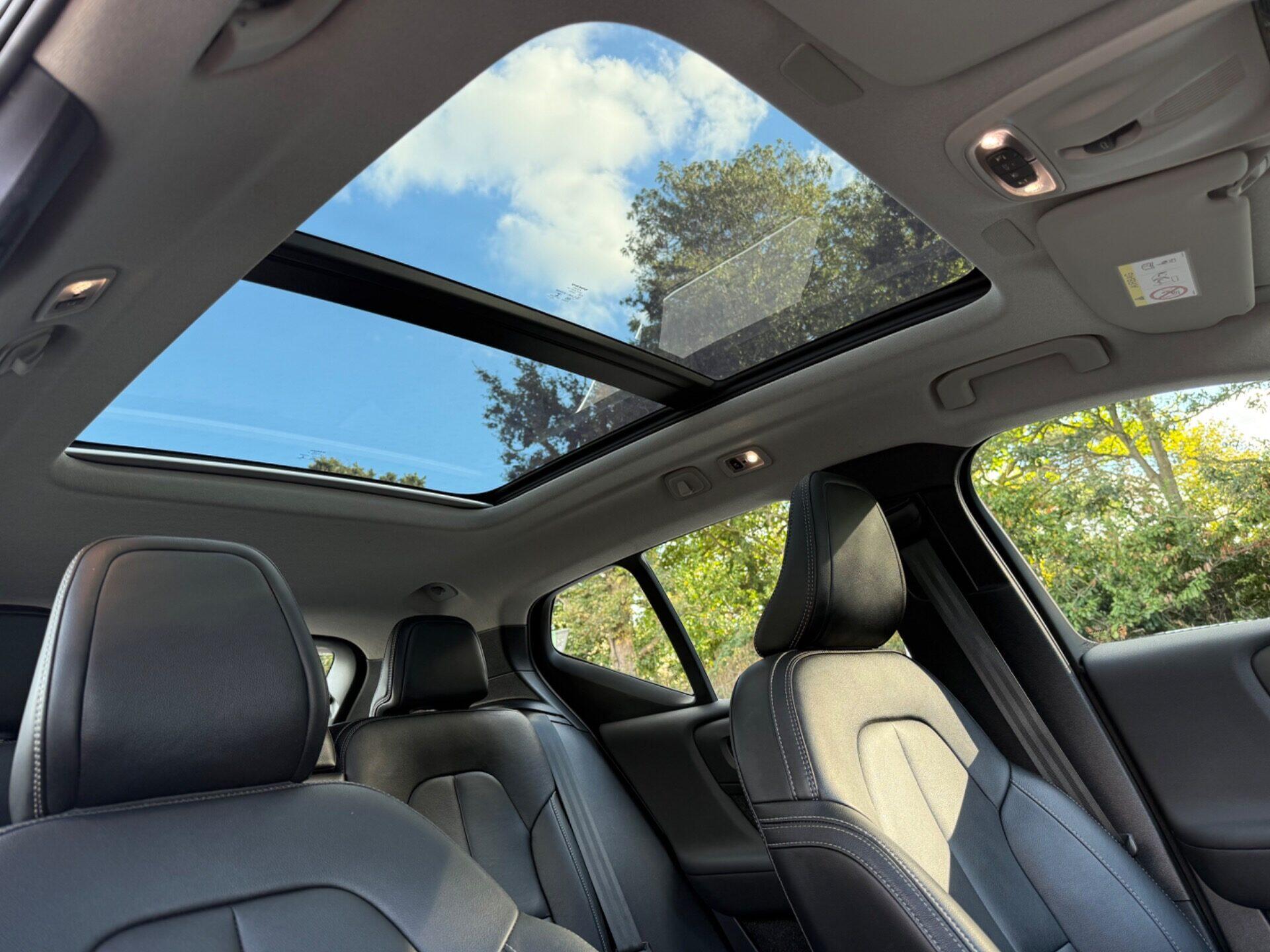 Volvo XC40 view 50