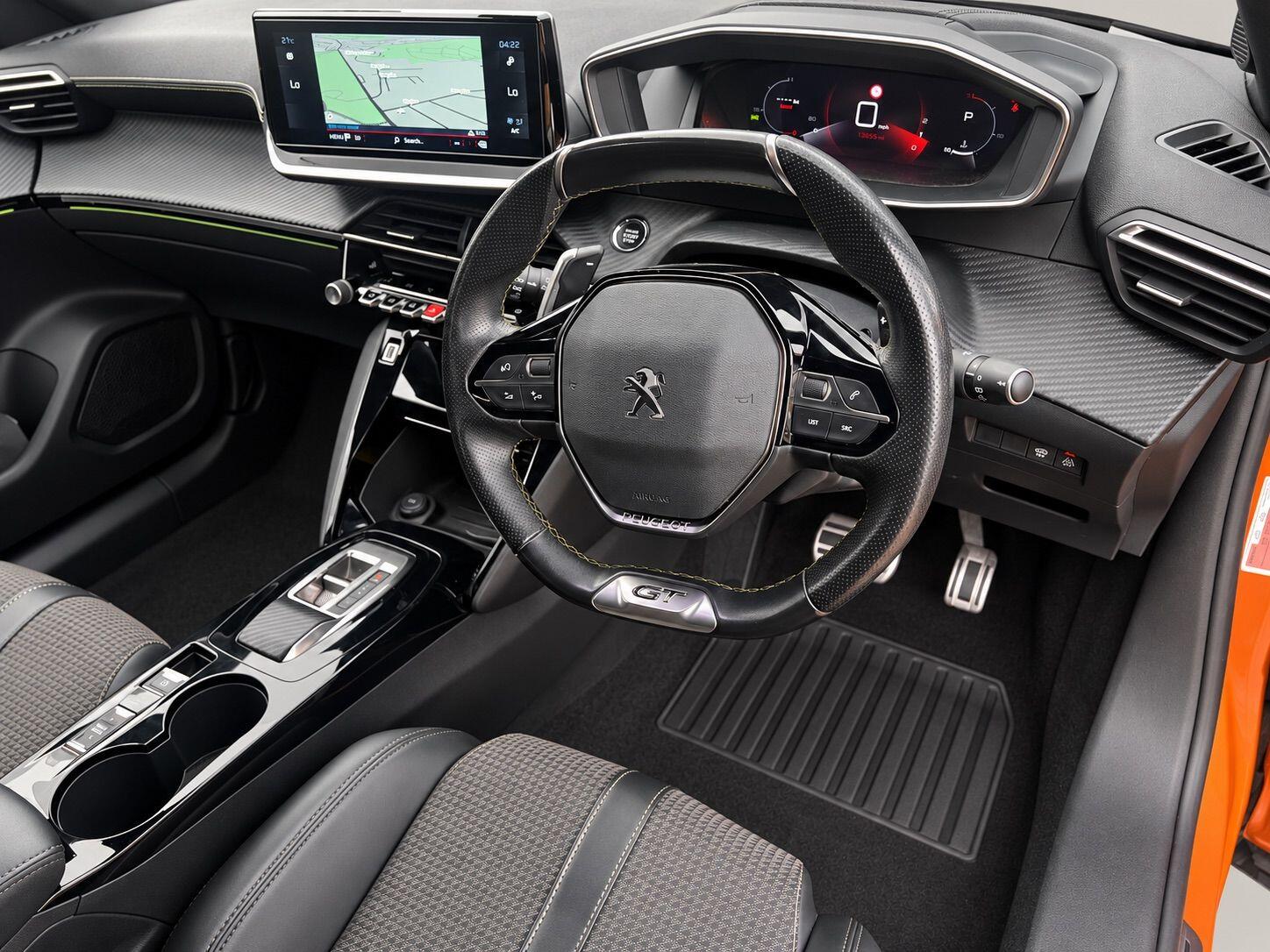 Peugeot 2008 view 18