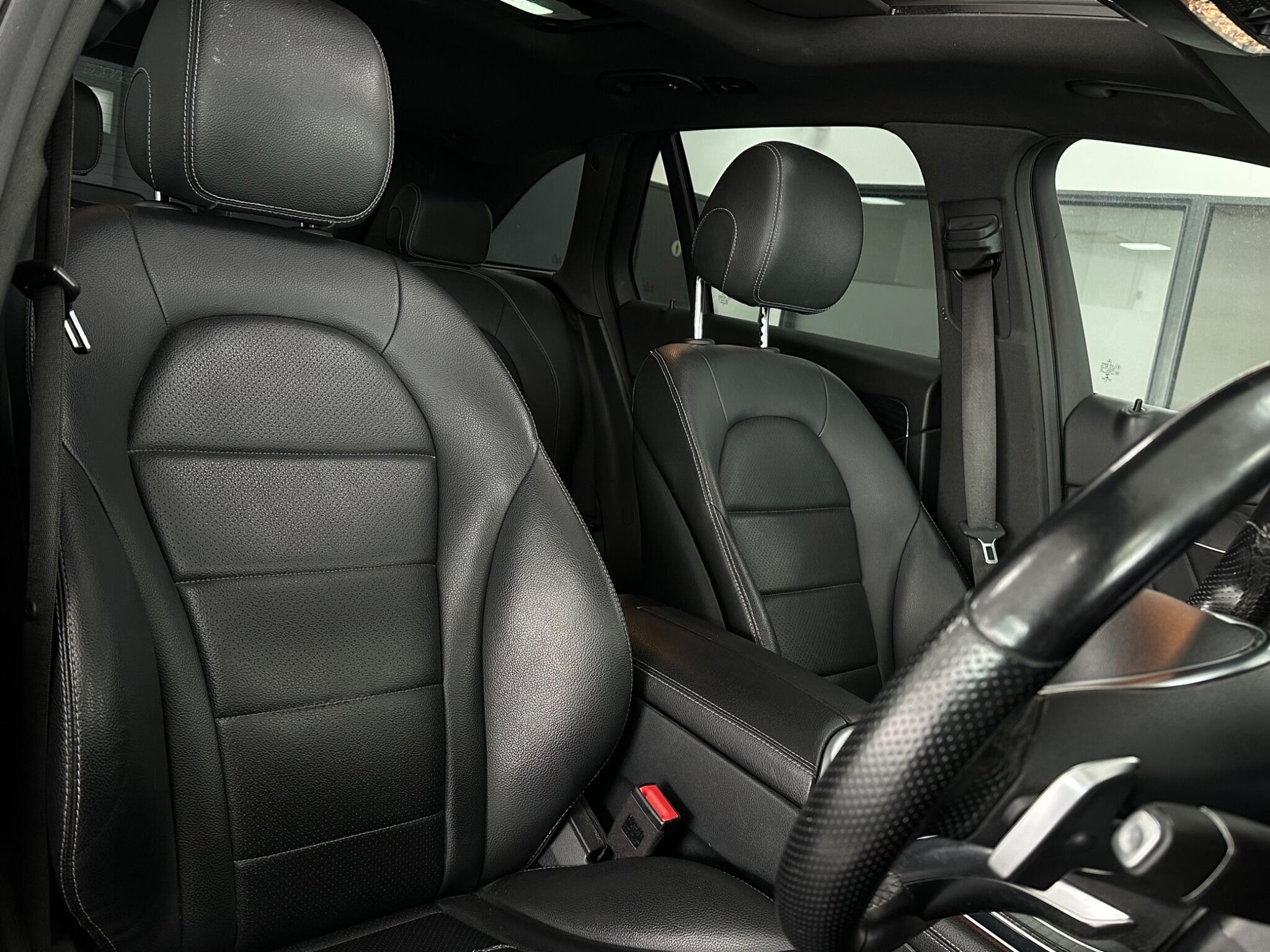 Mercedes-Benz GLC view 23